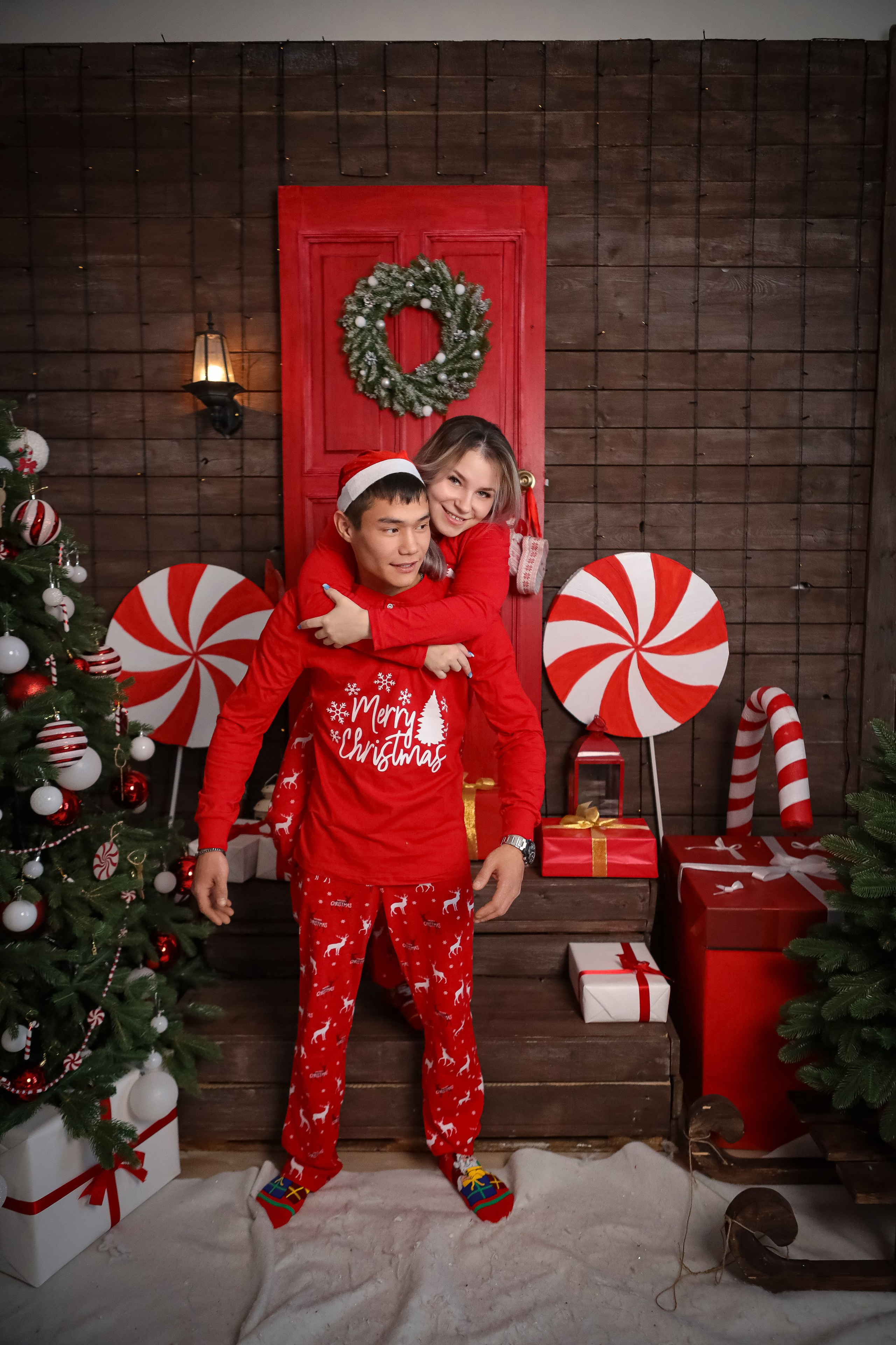 НОВОГОДНИЕ ФОТОСЕССИИ 2025-2026. Фотограф г. Хабаровск. Семейные и индивидуальные съёмки