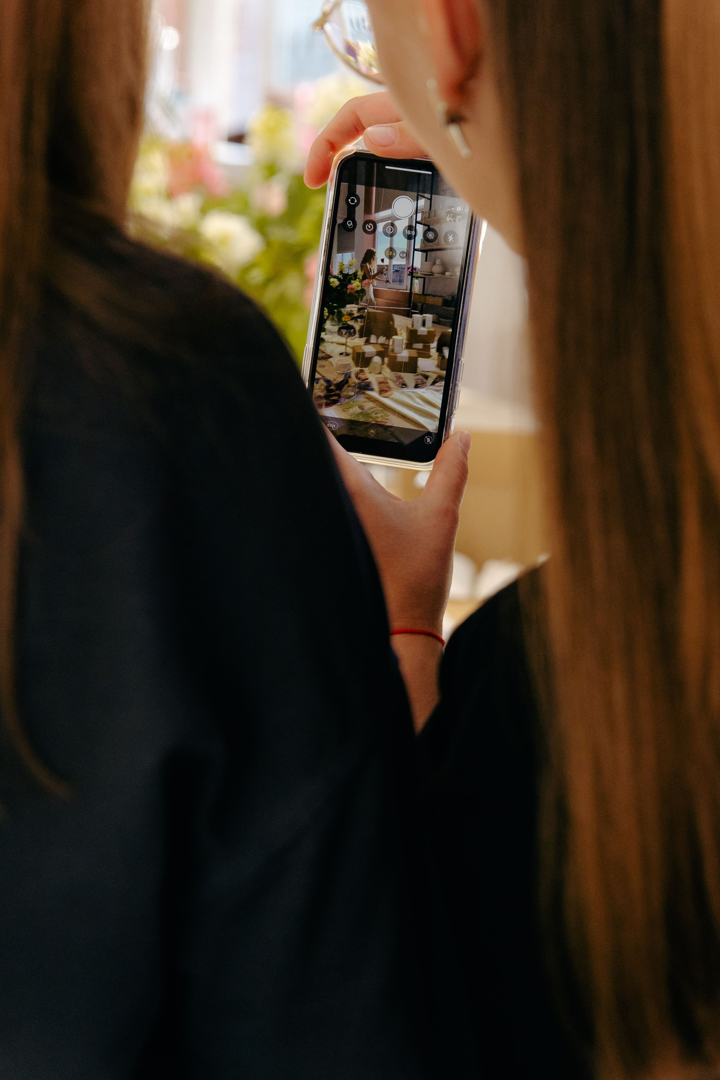 РЕПОРТАЖ ВЫСТАВКА. Аня Нагайцева фотограф в Томске, семьи, портреты, контент