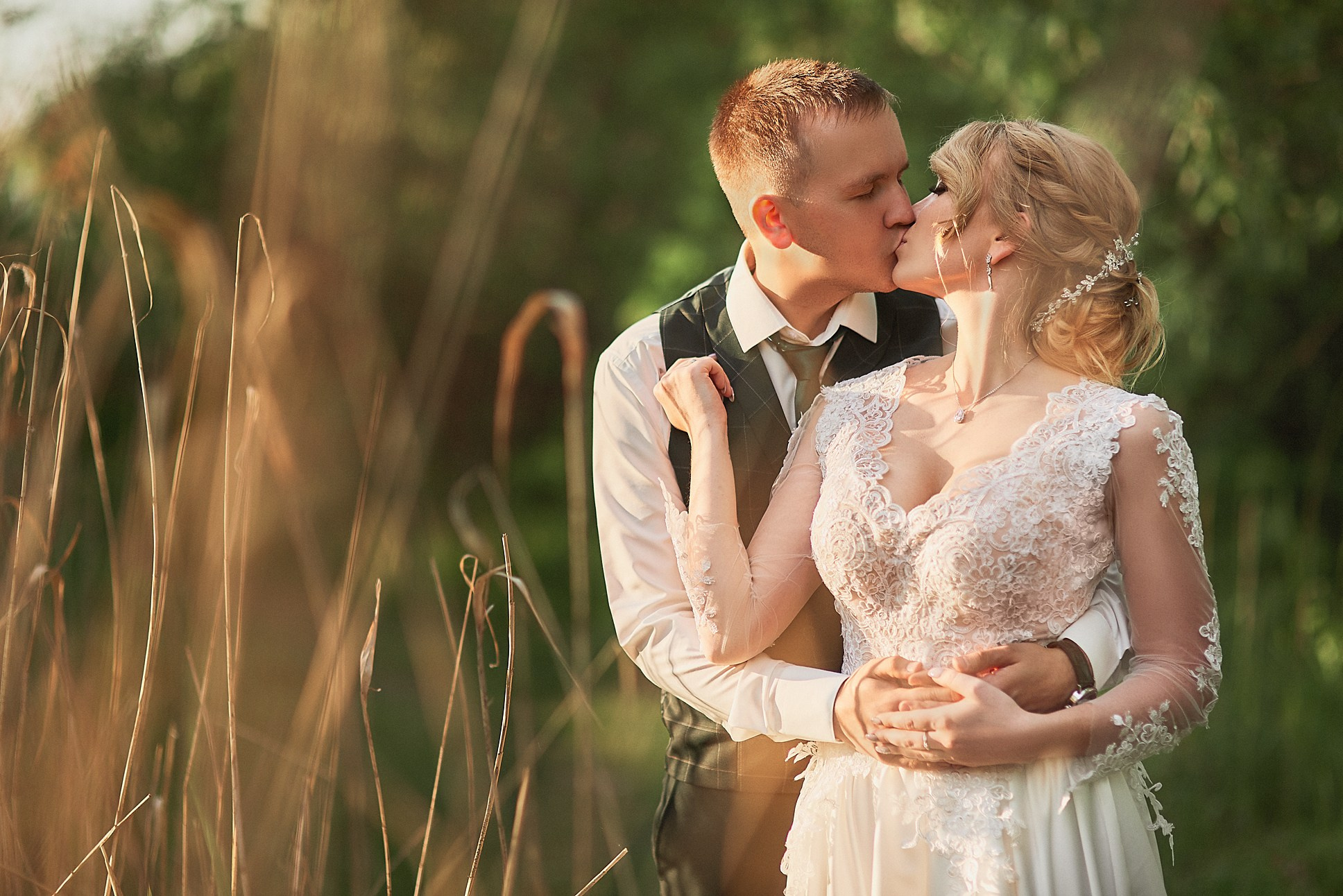 Свадебный фотограф в Екатеринбурге – цены и портфолио. Фотосъемка свадьбы в Екатеринбурге | Профессиональный фотограф. Фотограф Сергей Якубицкий Екатеринбург