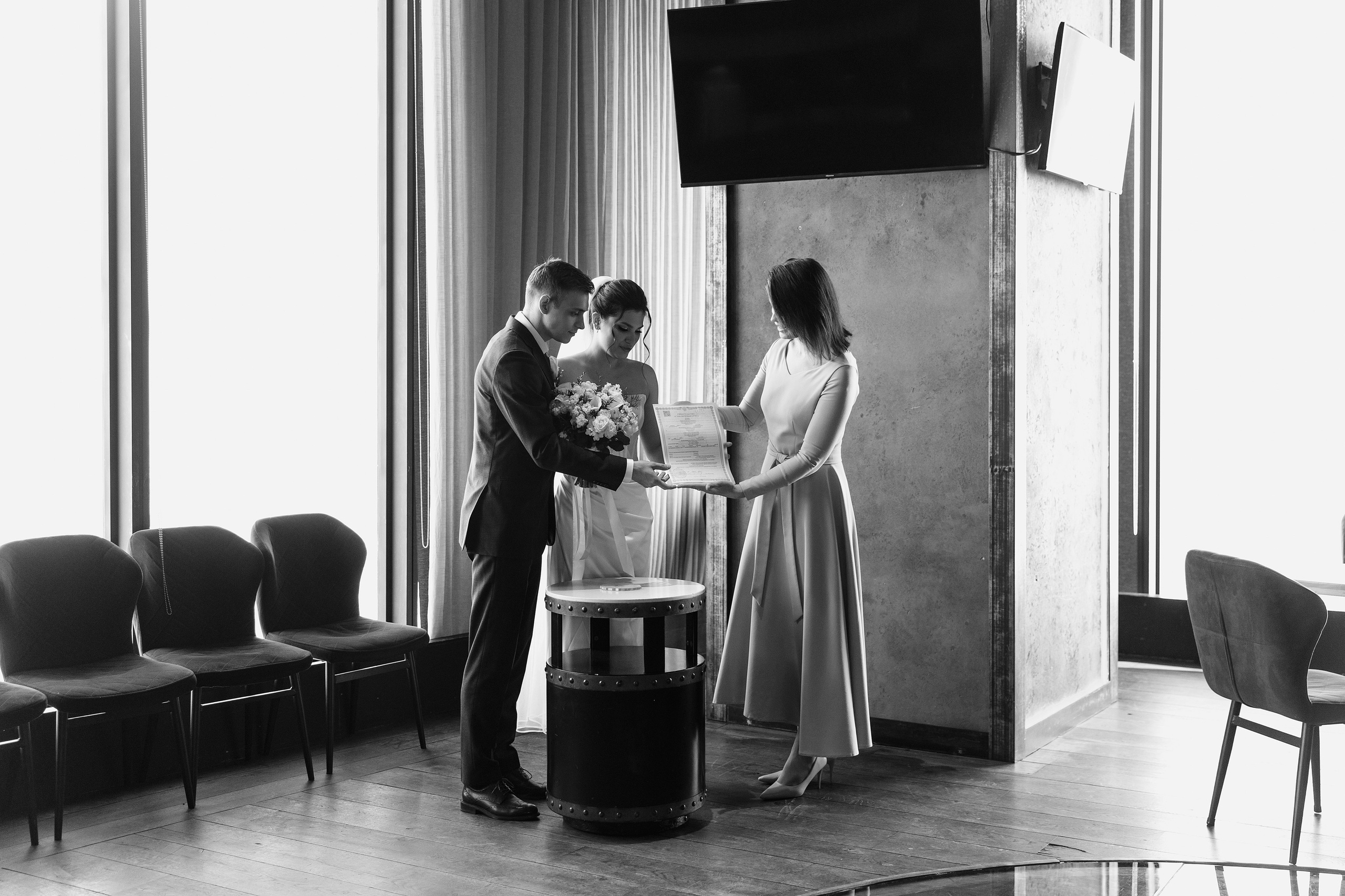 Паша&Настя (роспись Москва-сити Birds). Фотограф в Москве Юлия Хамзина