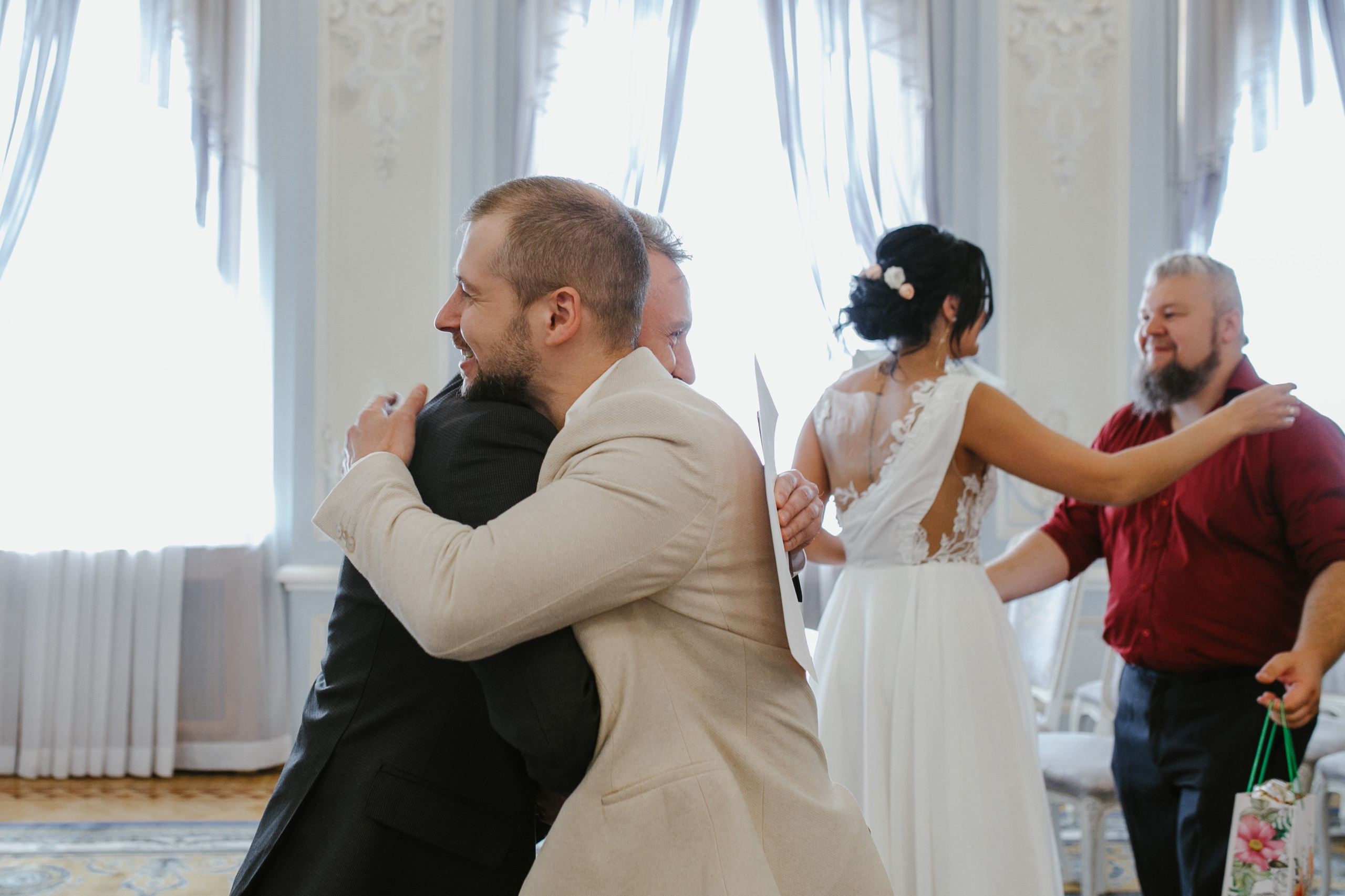 Свадьба в Питере весной. Свадебный фотограф СПБ