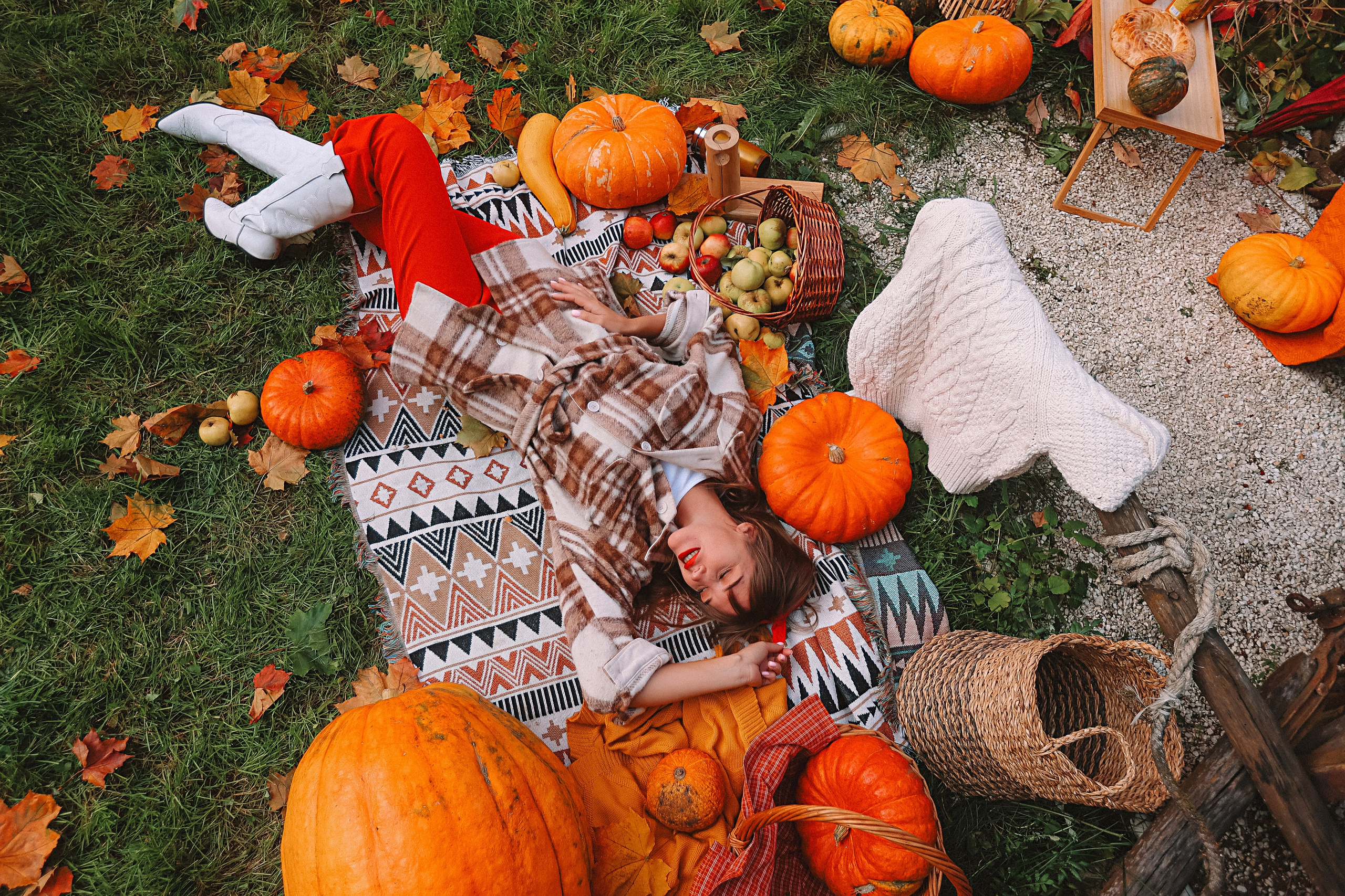 Тыквы. Семейный фотограф Тюмень, фотограф на роды Салмина Мария