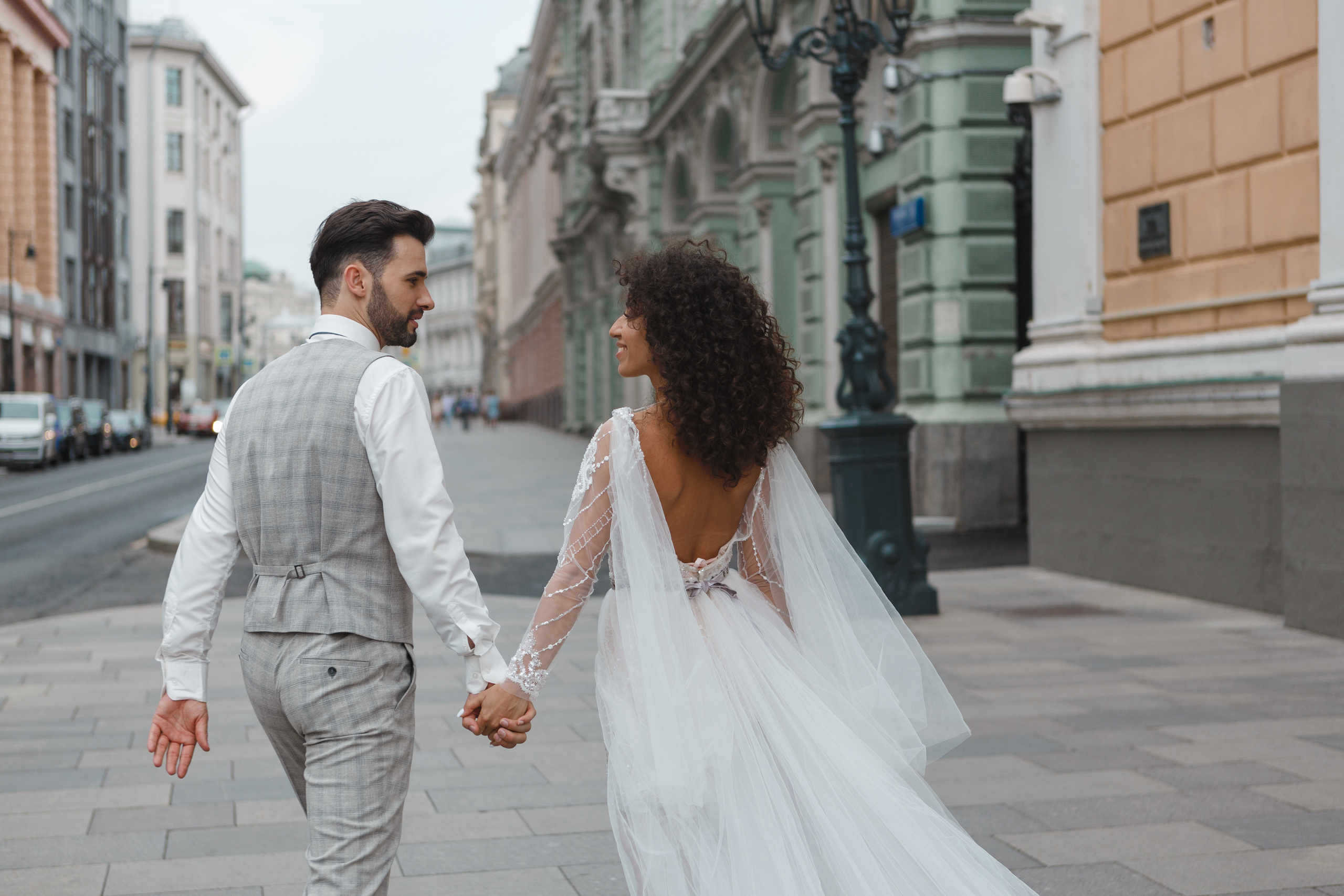 Свадебная фотосессия по старым улицам Москвы