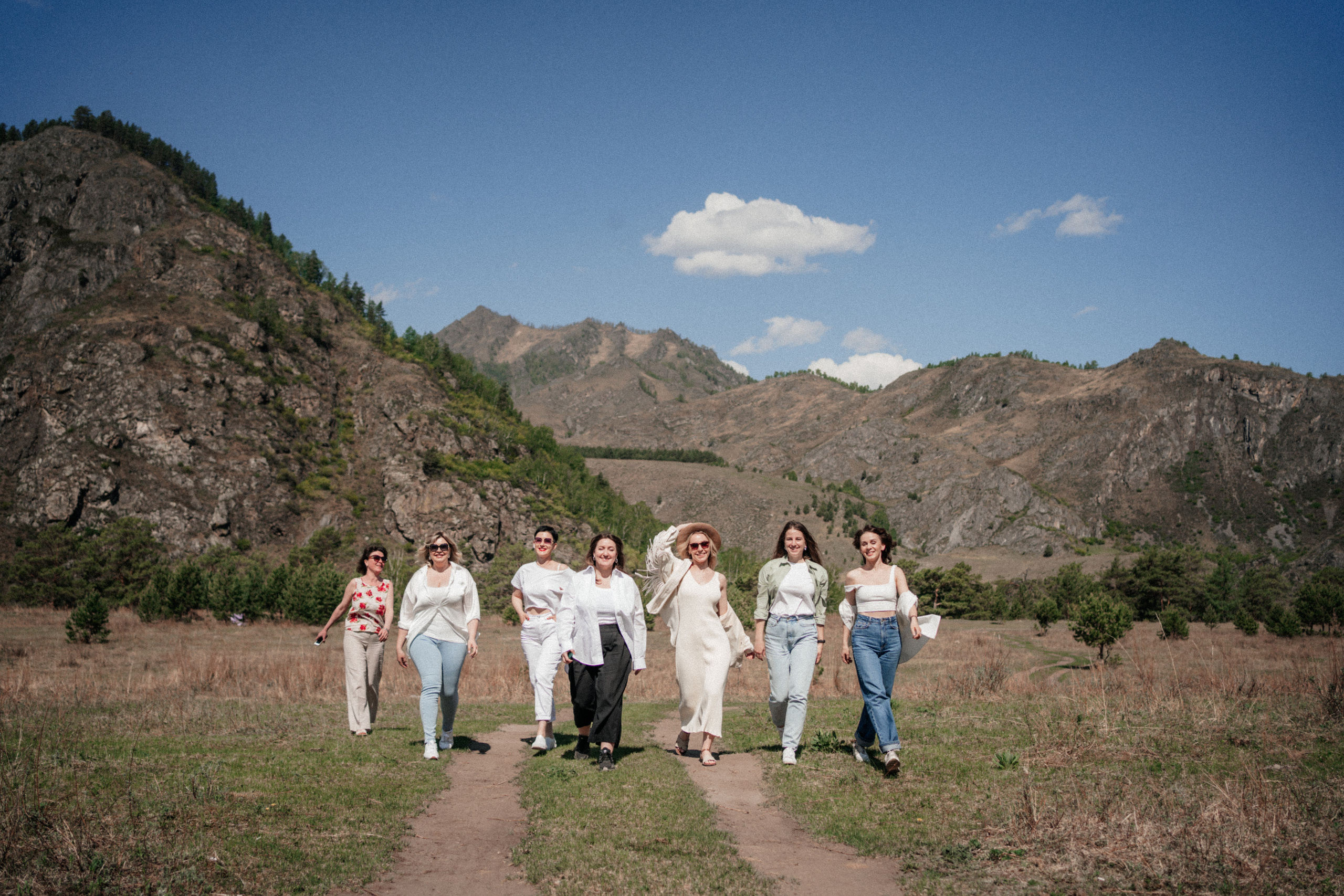 Тур на Алтай, май 2022. Семейный фотограф, фотосессия беременности в Новосибирске Кристина Киб