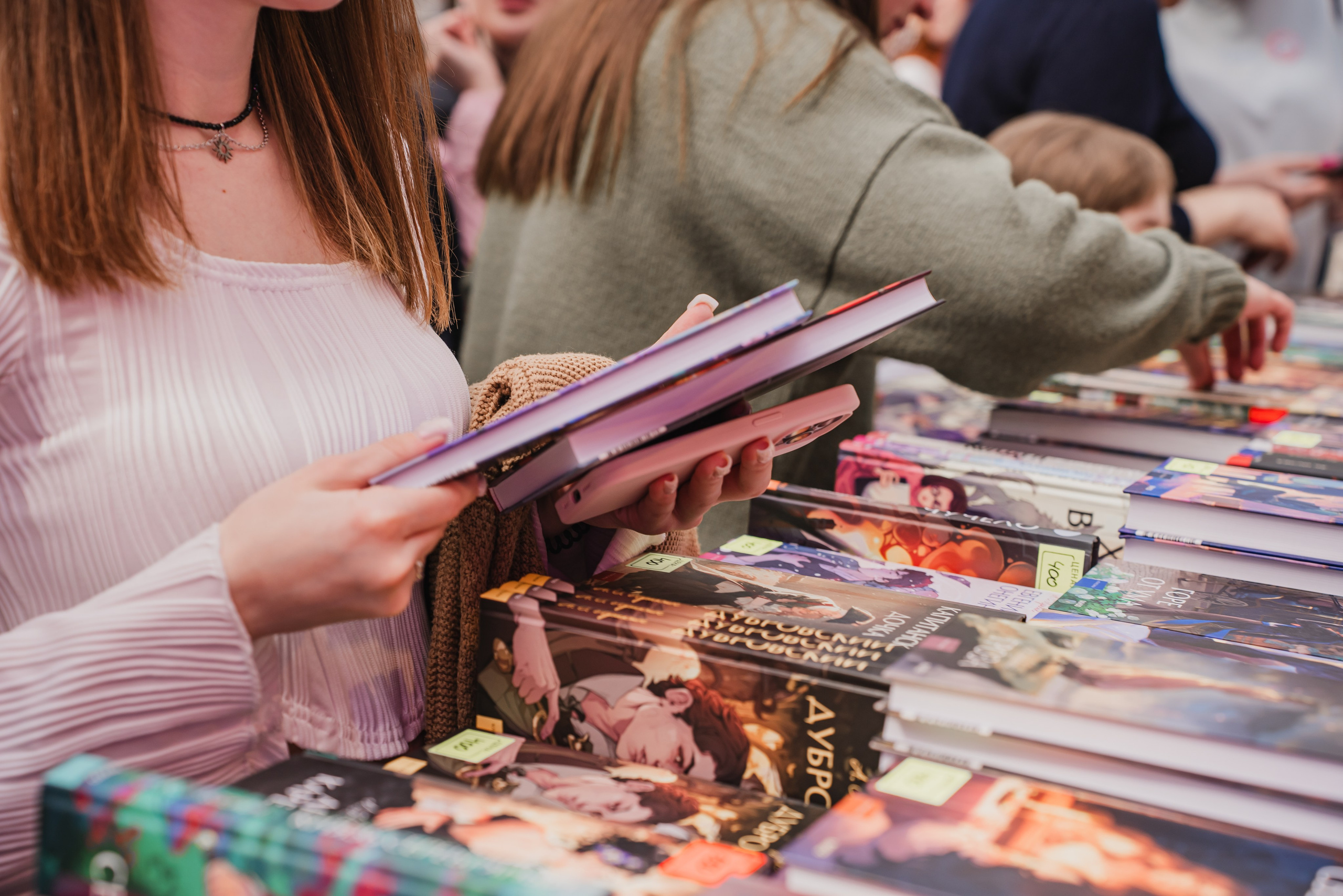 МИФ Non/fictio№ 2025 стенды. Репортажный фотограф Анастасия Рубцова