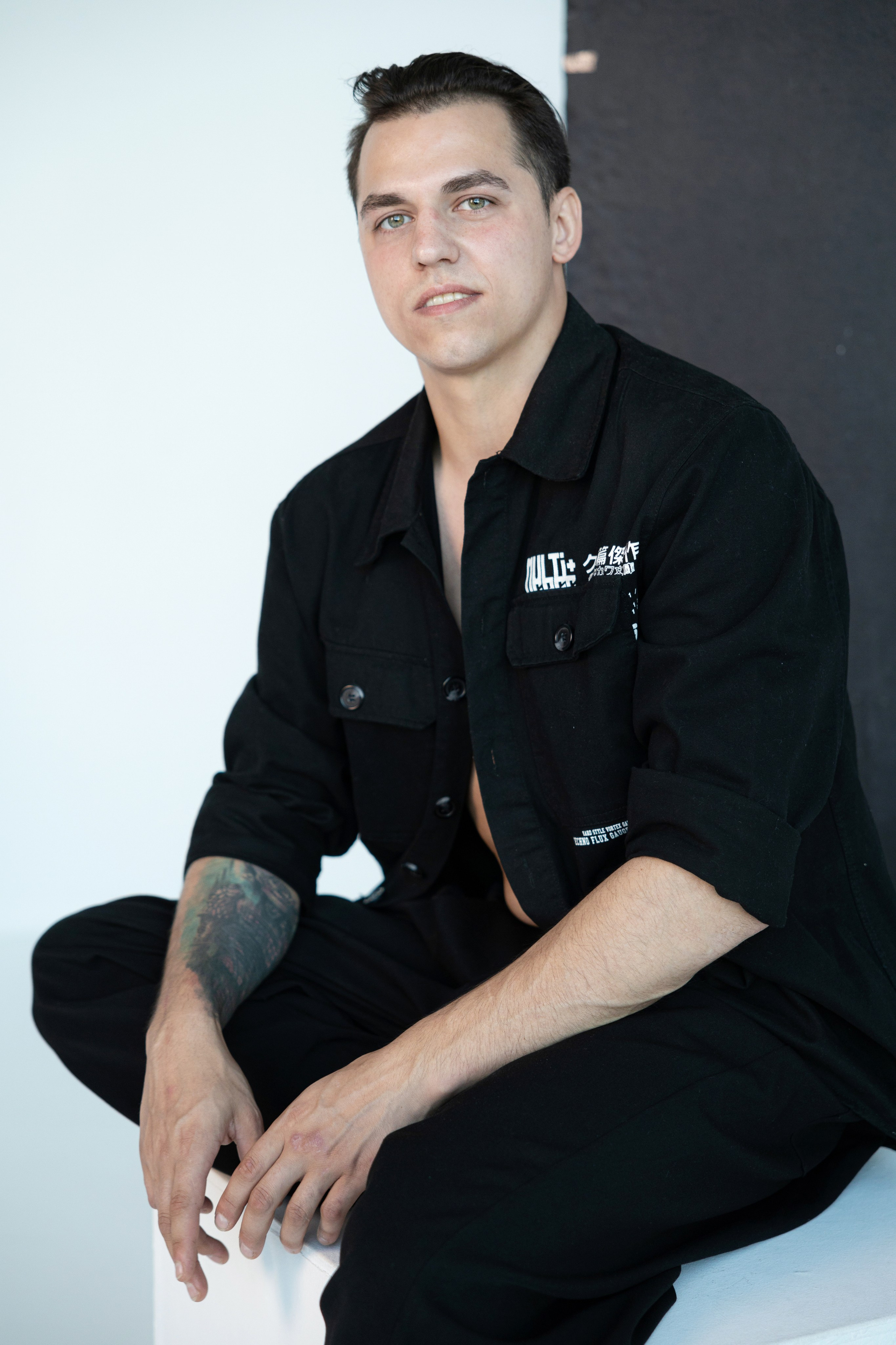 Мужская портретная съемка в фотостудии. Фотограф Лабутина Александра. Портретный и репортажный фотограф из Нижнего Новгорода Александра Лабутина