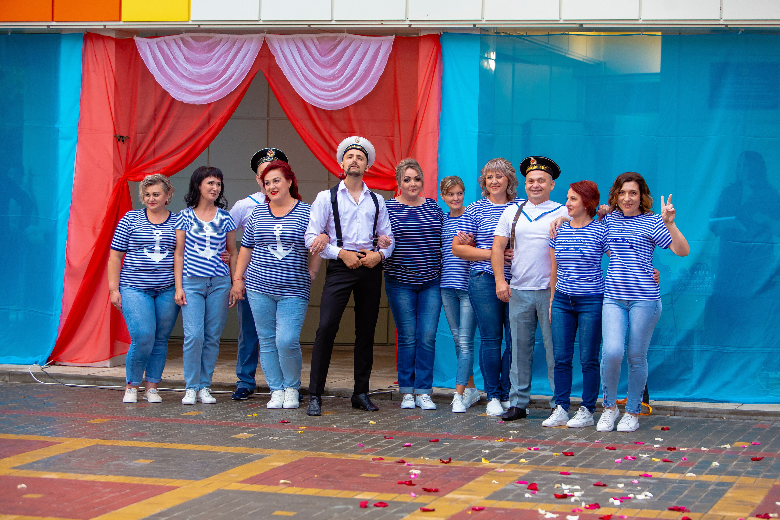 Выпускной вечер. Профессиональная съёмка и монтаж фото&видео в Курске и области