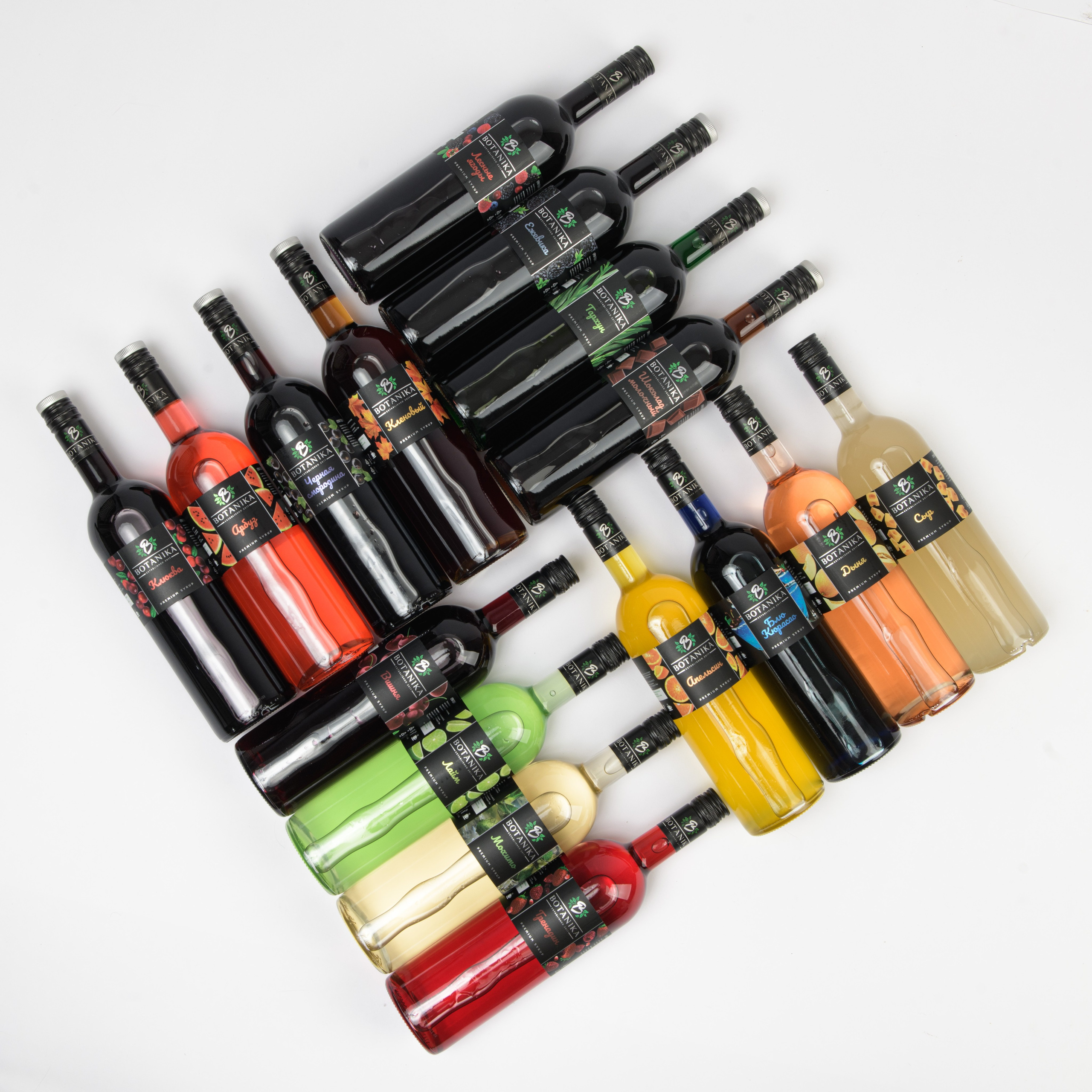 набор бутылок лежащих в квадрате