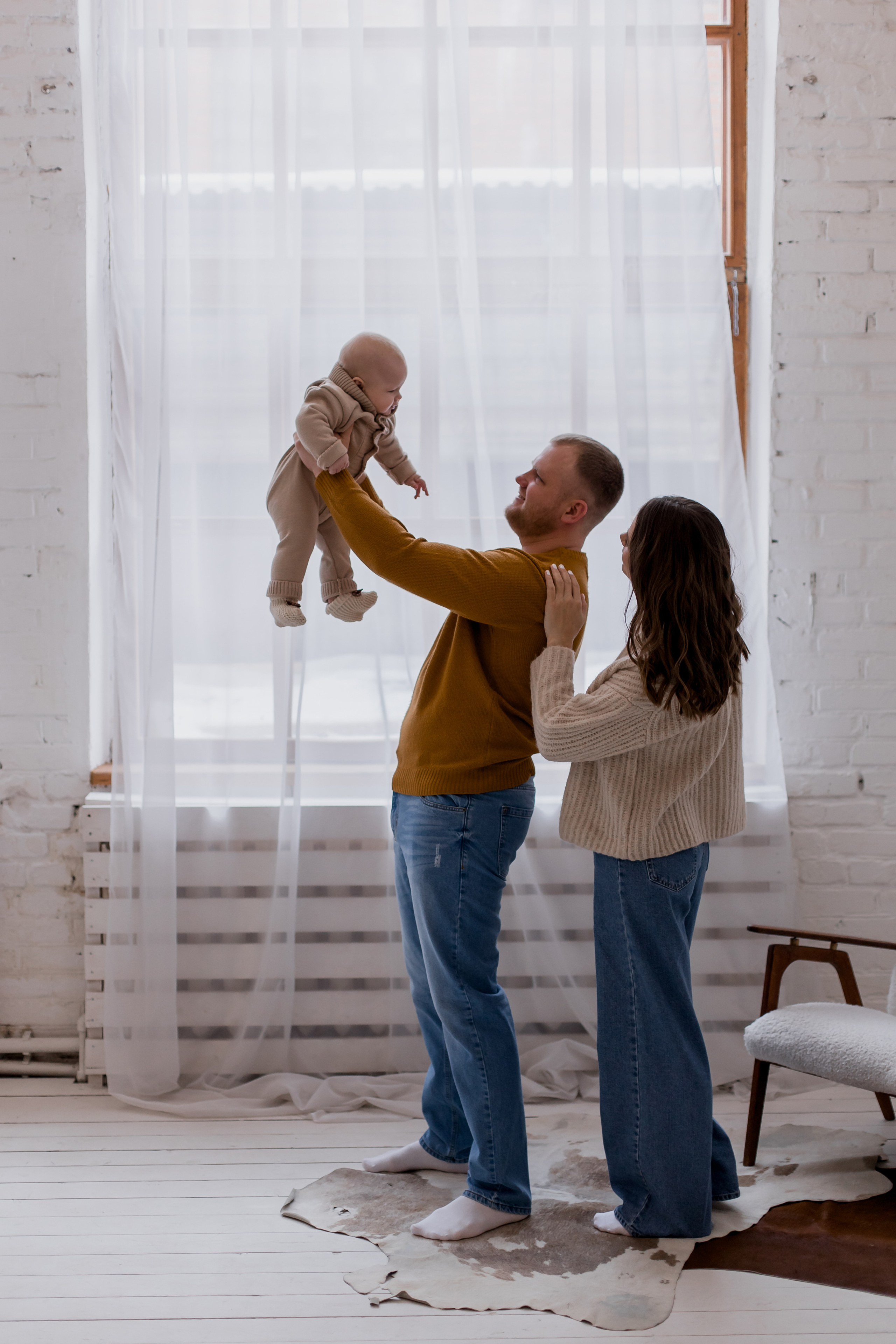 Семейная фотосессия в студии. Фотограф в Москве Авдеева Мария
