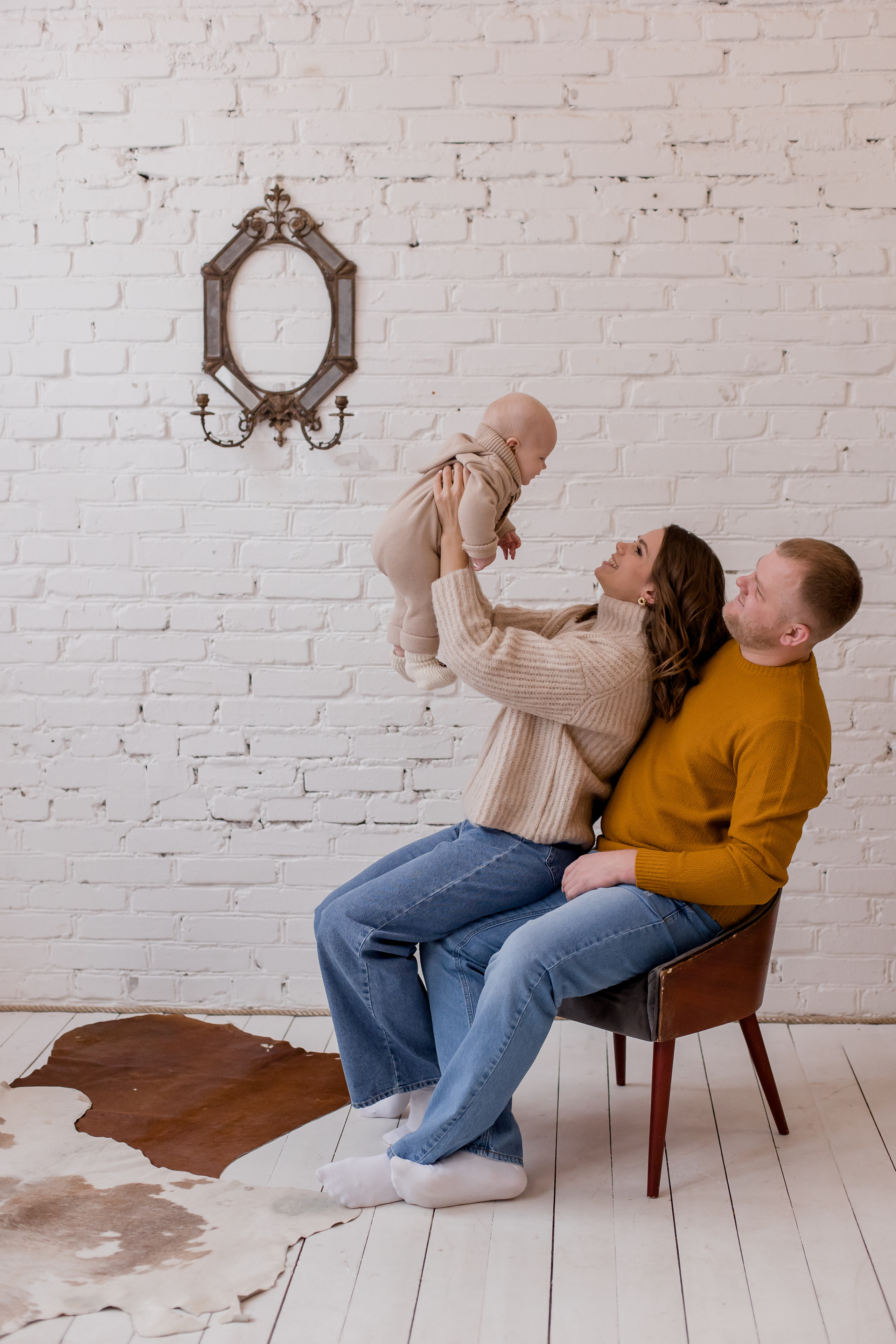 Семейная фотосессия в студии. Фотограф в Москве Авдеева Мария