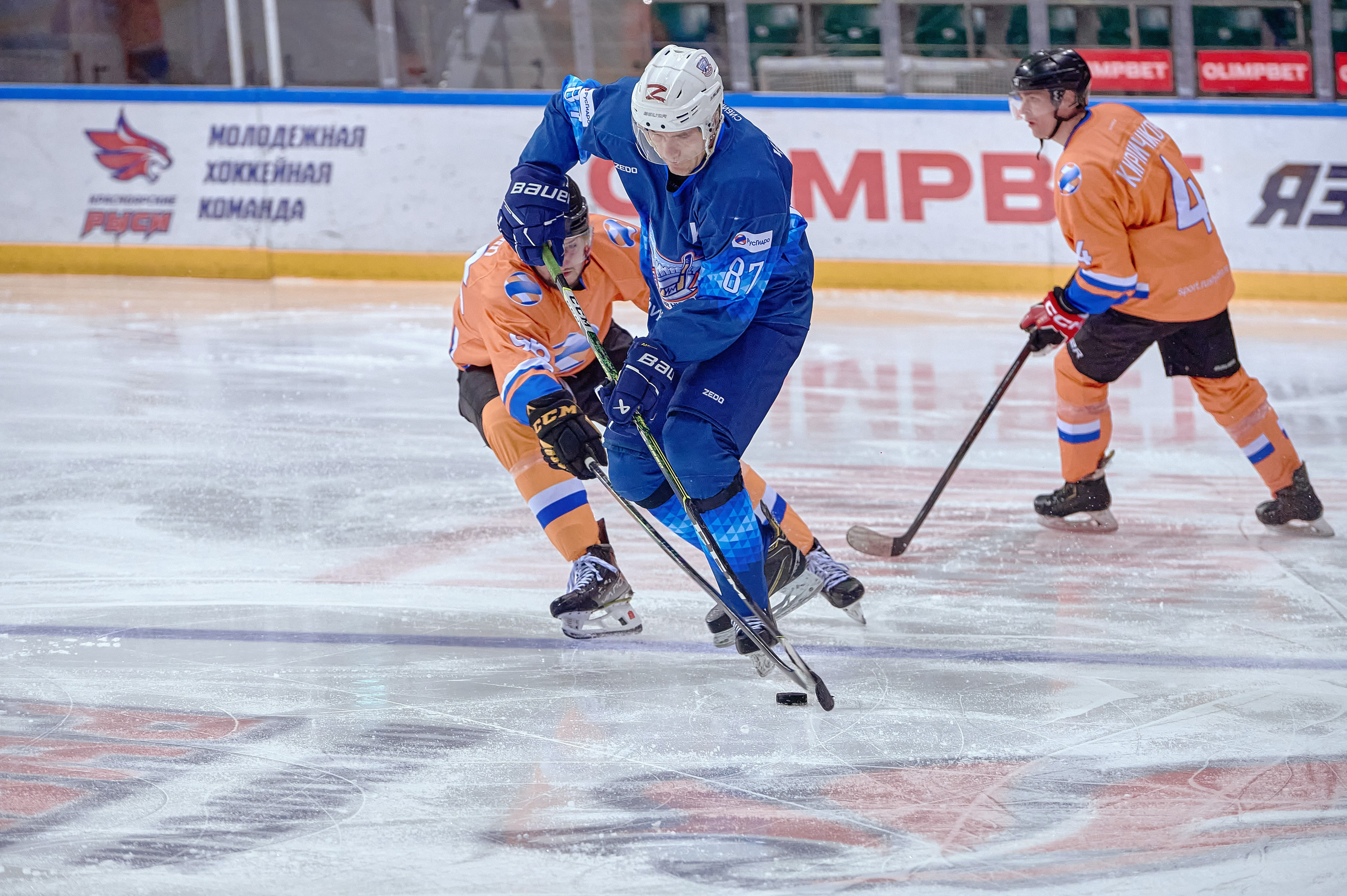 Платинум Арена — Хоккей — РусГидро. Фотограф Яковлев Роман — Красноярск