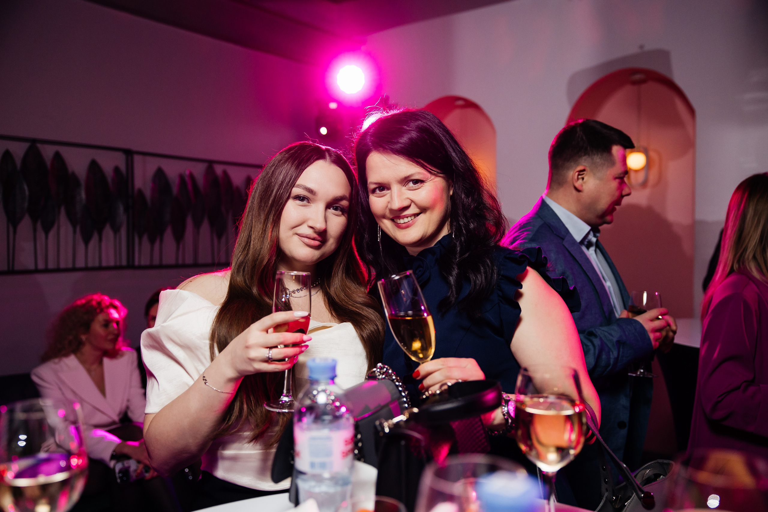 Фотограф на корпоратив. Фотограф, видеограф на свадьбу в Москве Никита Назаров