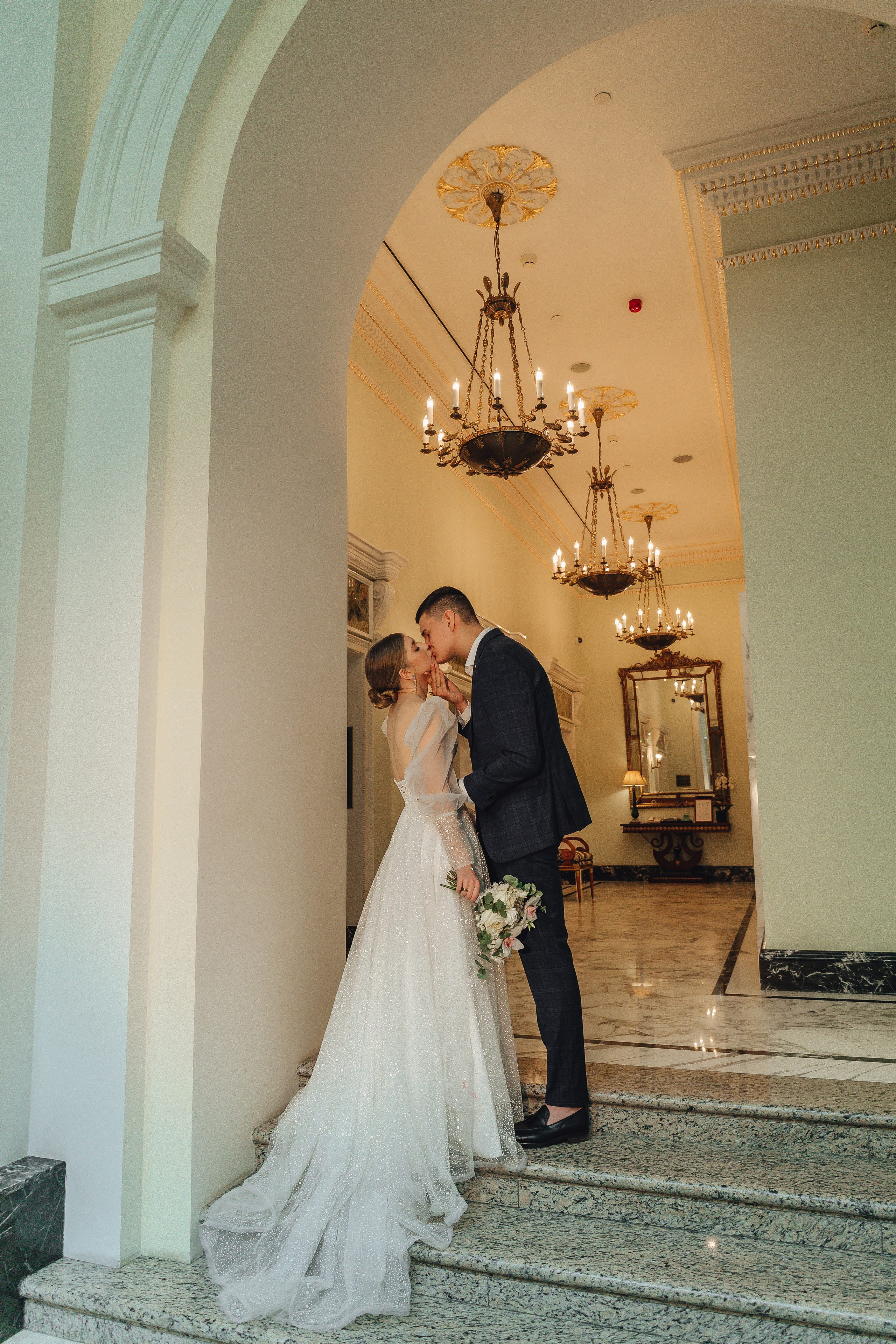 Артем & Вика. Отель Four Seasons Lion Palace. Свадебный и семейный фотограф Пушкин Царское Село СПБ Питер Санкт-Петербург и Рязань Ольга Козлова