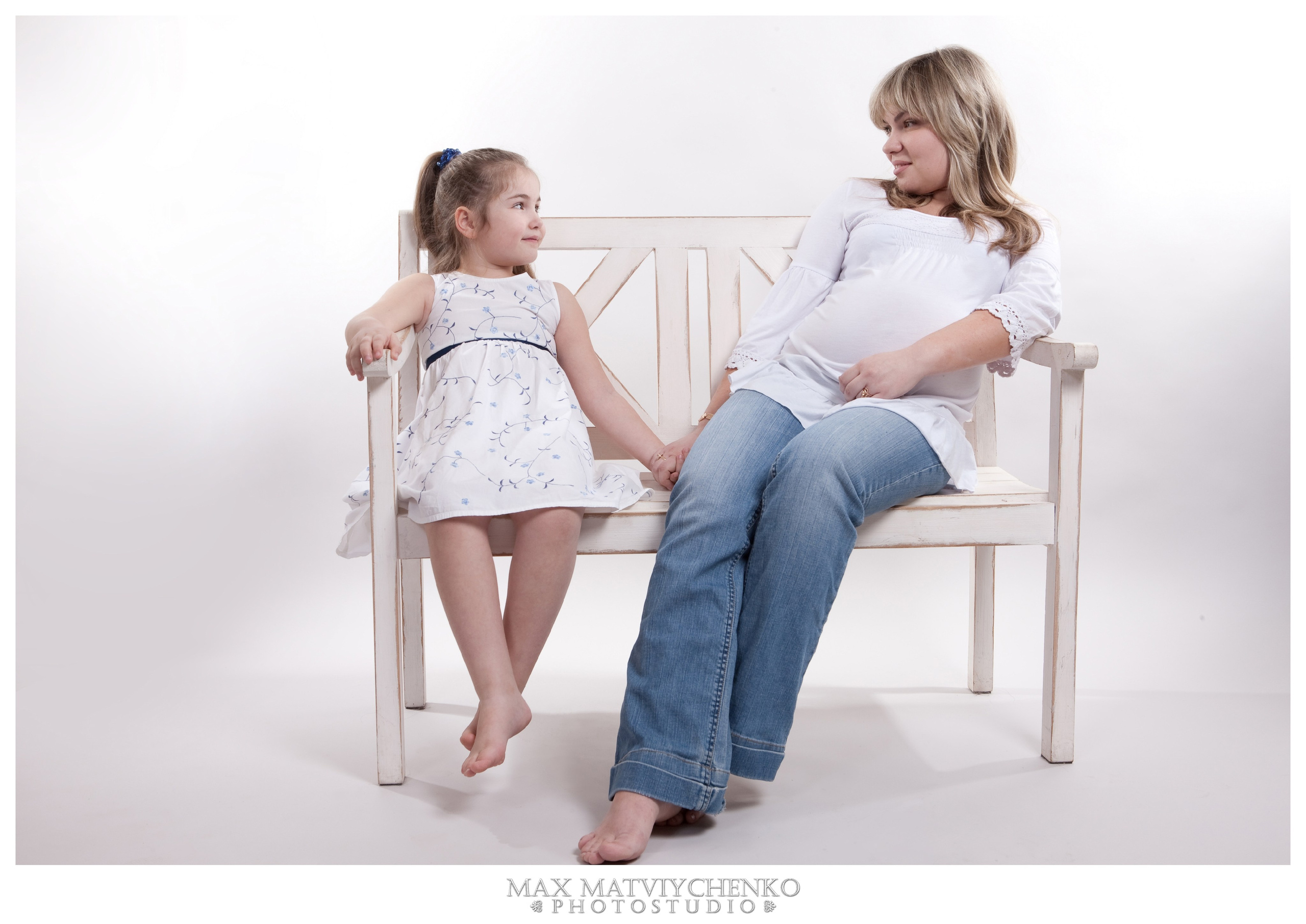 Family and children's photo shoots. Max Matvich and Victoria Basova are professionals in their field