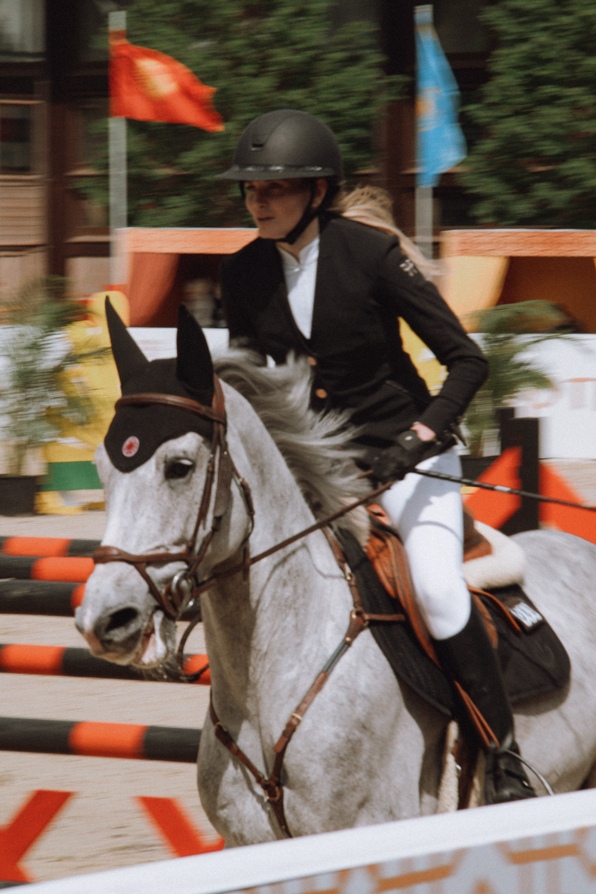 Emerald Stables CUP 2025. Бэкстейдж и репортажный фотограф в Москве Артем Онацко