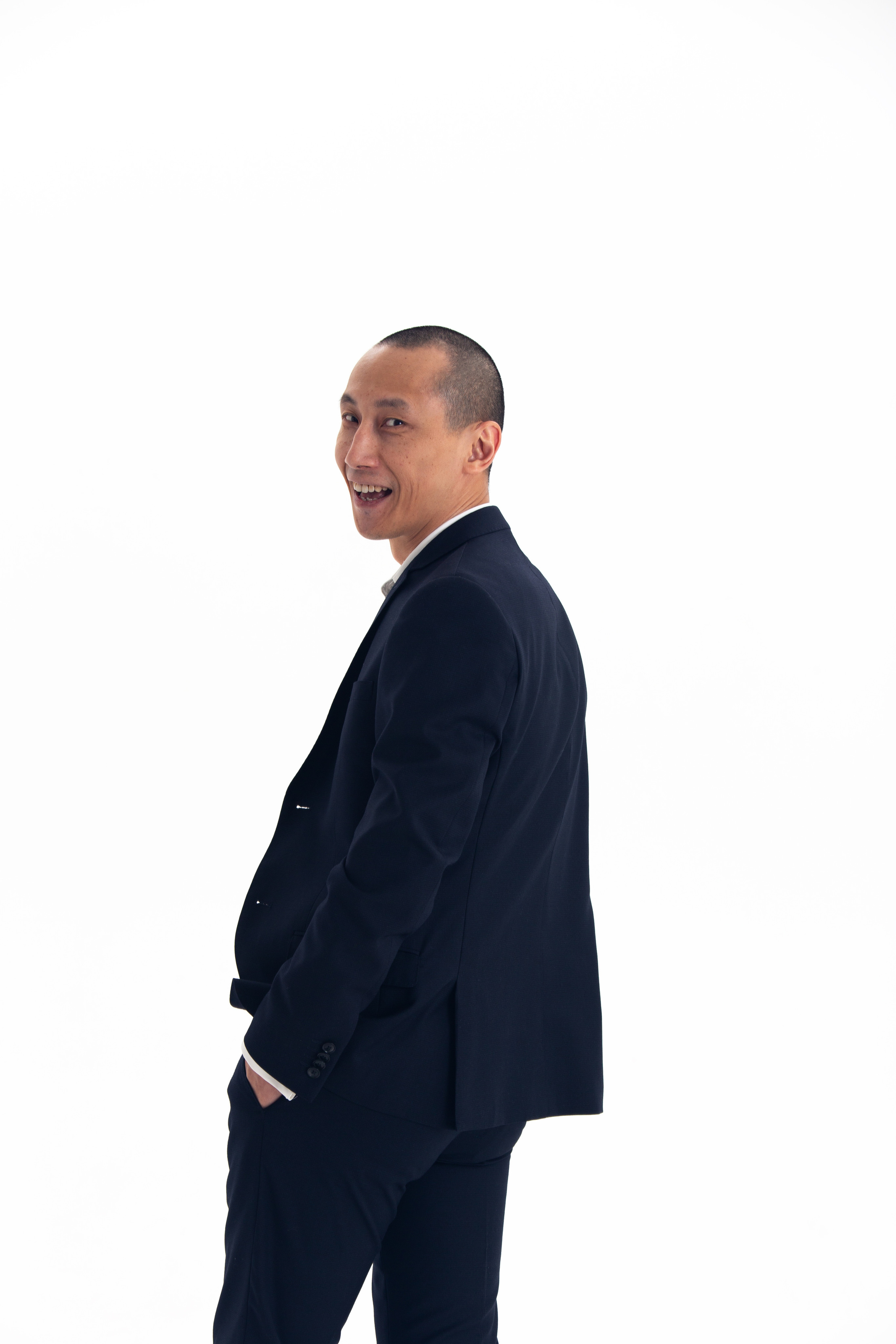 Мужской портрет в студии. Филатова Мария репортажный и портретный фотограф в Санкт-Петербурге