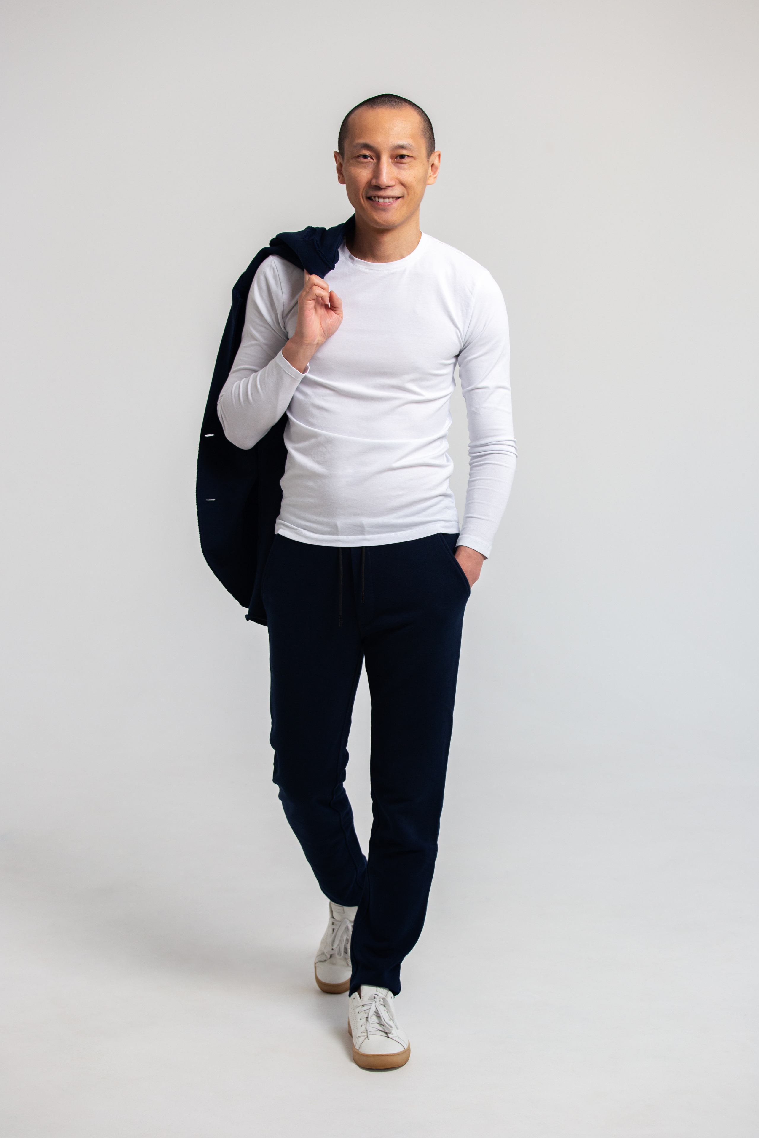 Мужской портрет в студии. Филатова Мария репортажный и портретный фотограф в Санкт-Петербурге