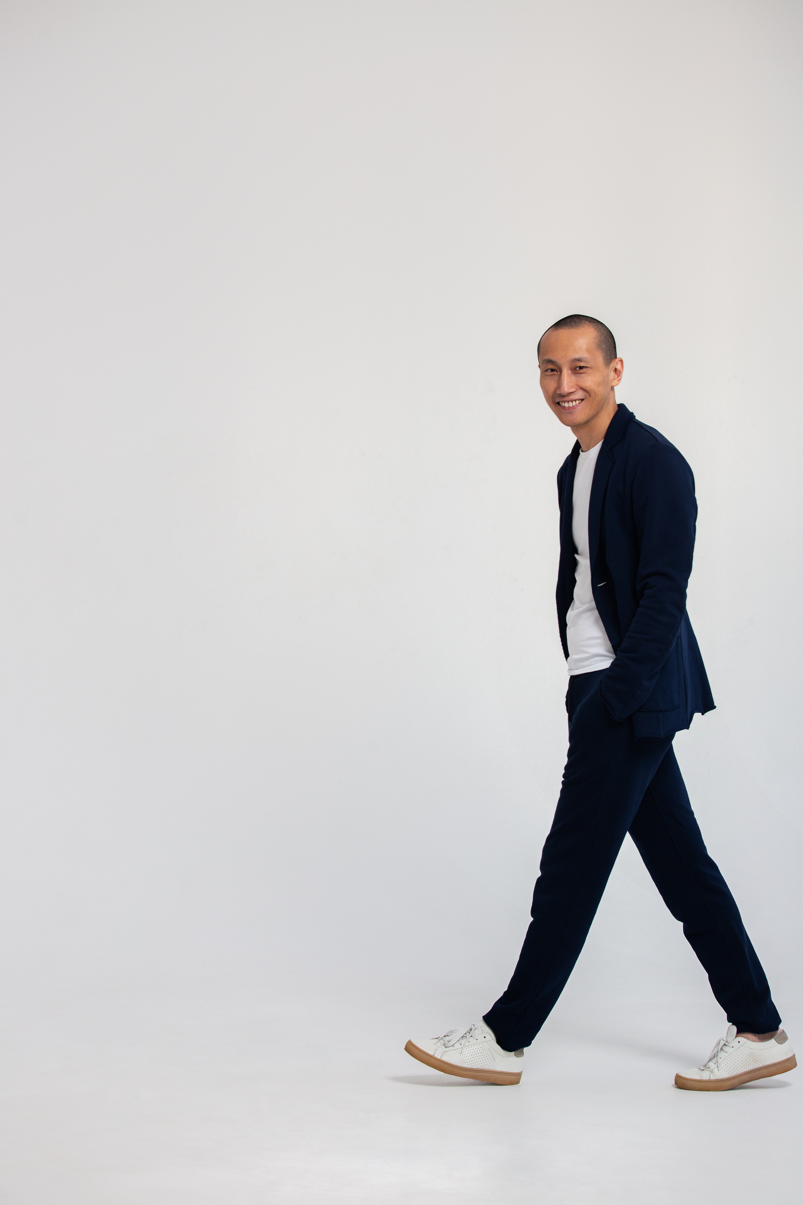 Мужской портрет в студии. Филатова Мария репортажный и портретный фотограф в Санкт-Петербурге