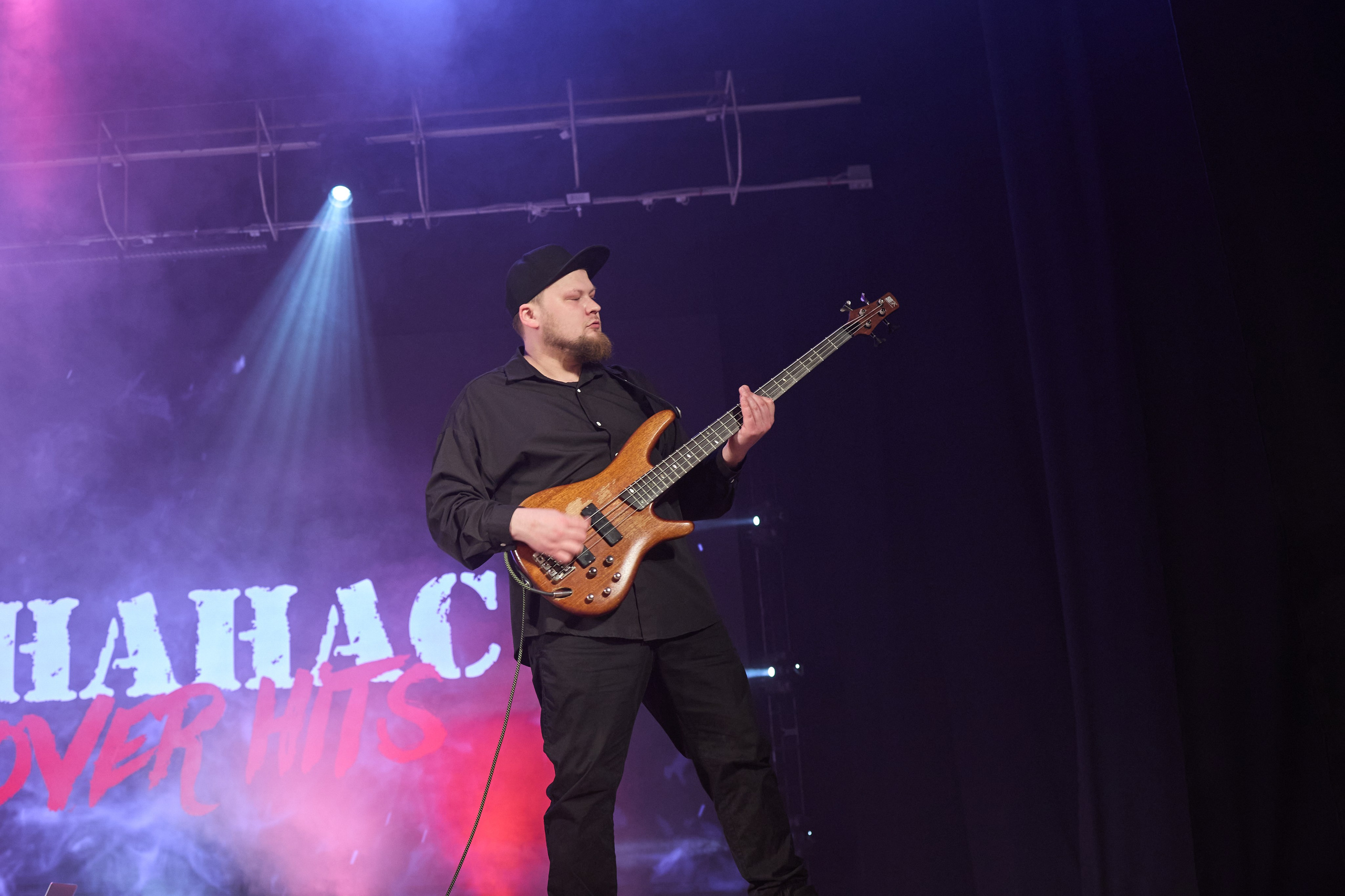 Гр. Ананас концерт 20.02.26. Фотограф видеооператор Пермский край, Пермь, Оса Руслан Саматов