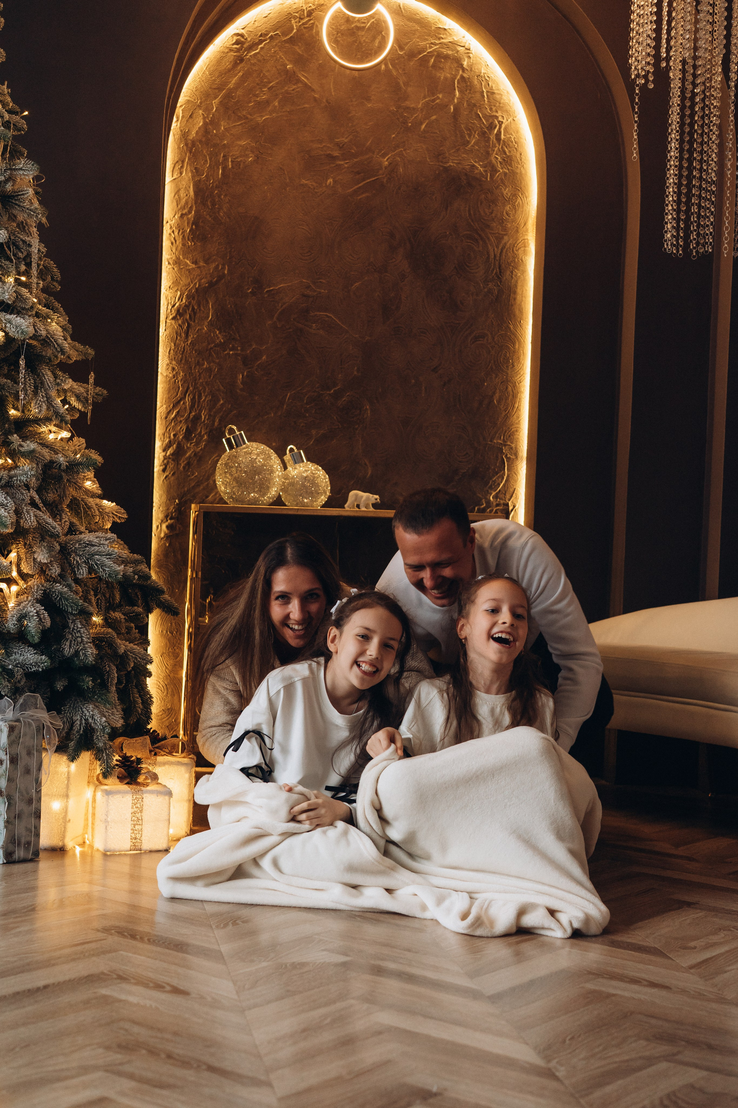 Семейная съемка в студии. Фотограф Екатеринбург Кокшарова Александра