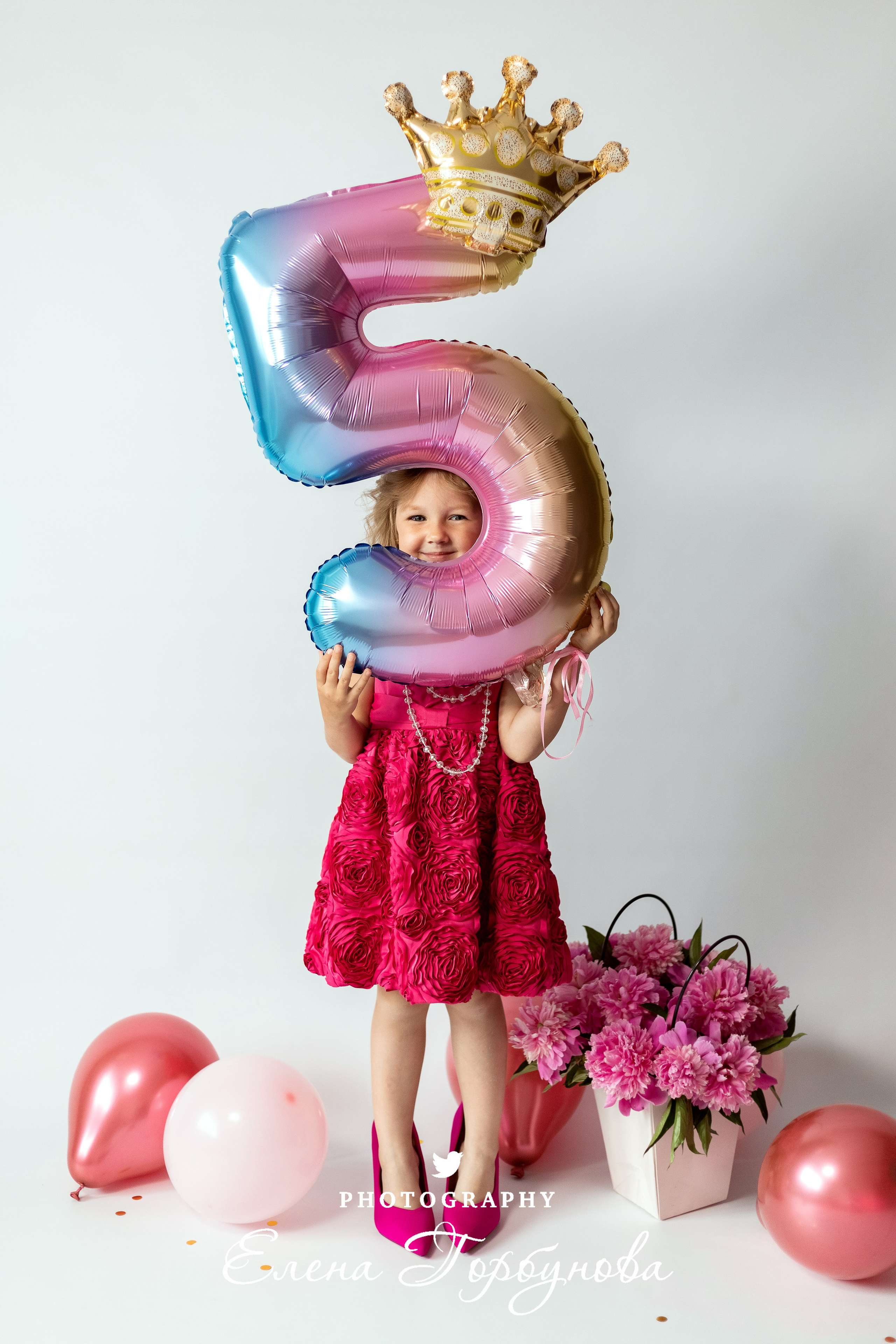 «Модница в розовом» В моей студии. Вероника и Александра. 2024. Фотограф Пермь. Свадьбы. Семья и дети, школа, д. сад. Фотокниги