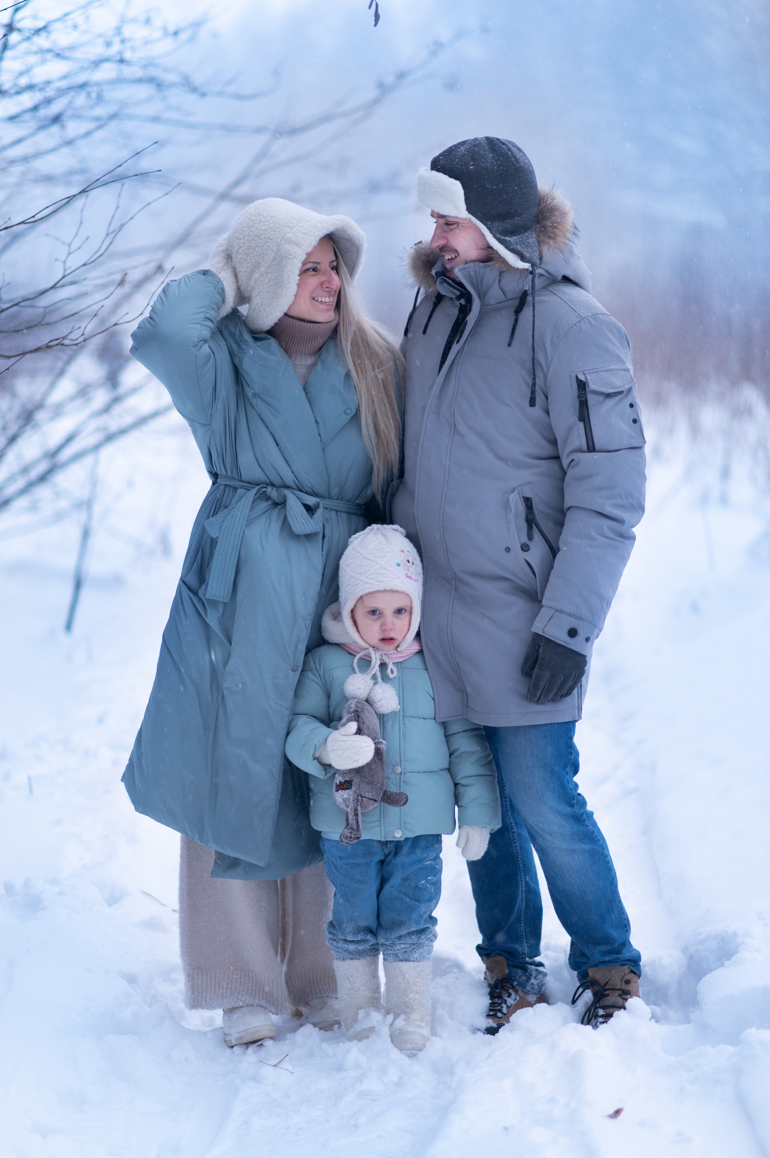 Новогодние/зимние семейные съёмки в городе и на природе. Семейный и детский фотограф в Москве Анна Оськина