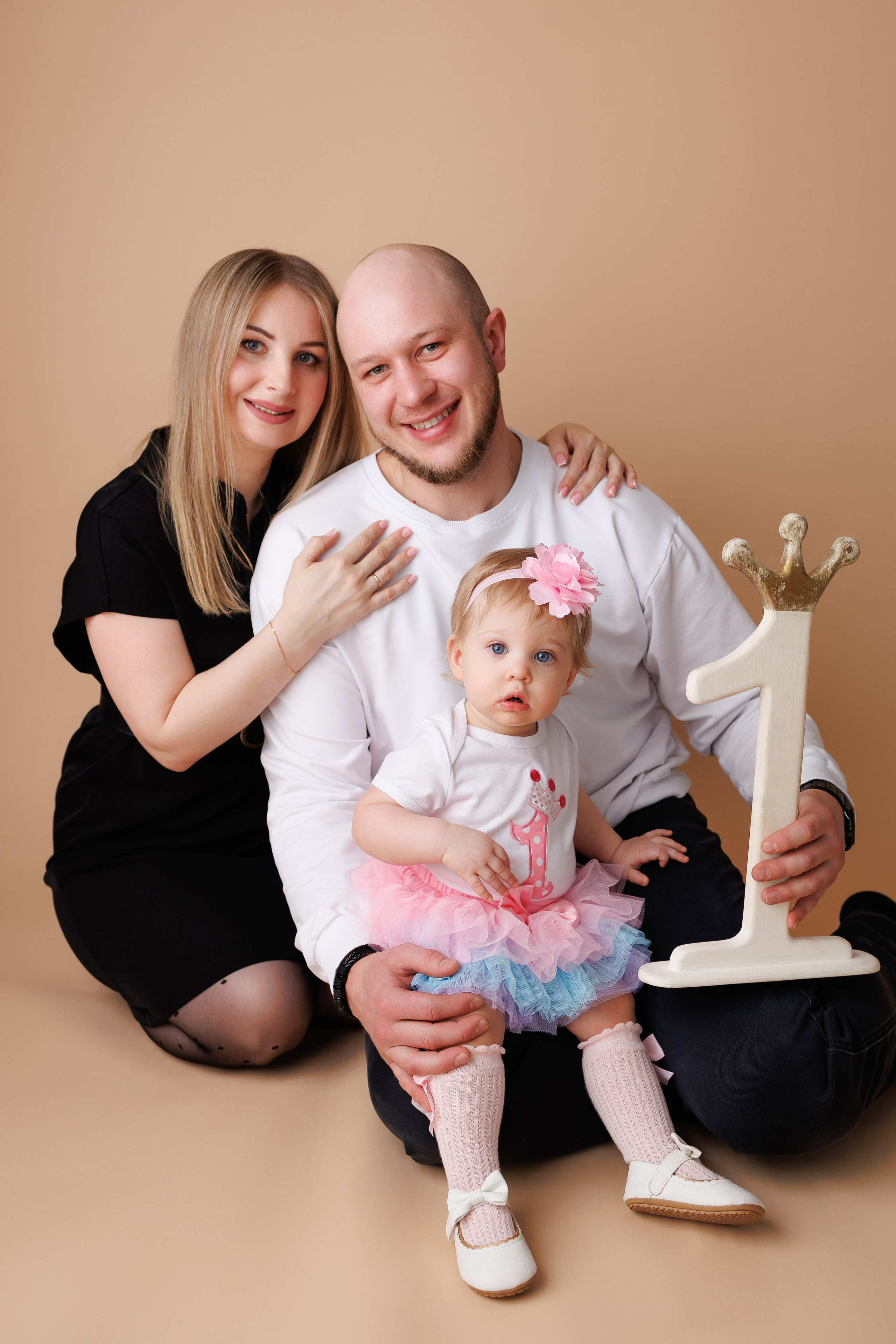 Юлечке 1 годик. Фотограф новорожденный малышей Новосибирск