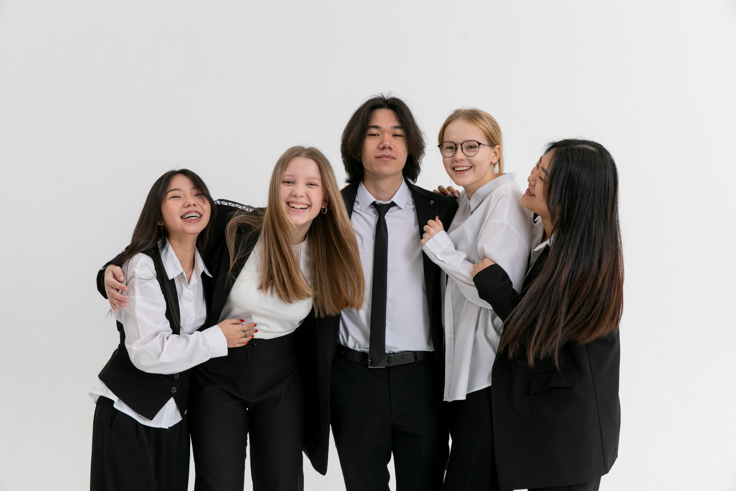 Студийные съемки школьников. Школьный и детский фотограф в Южно-Сахалинске Анастасия Лескова