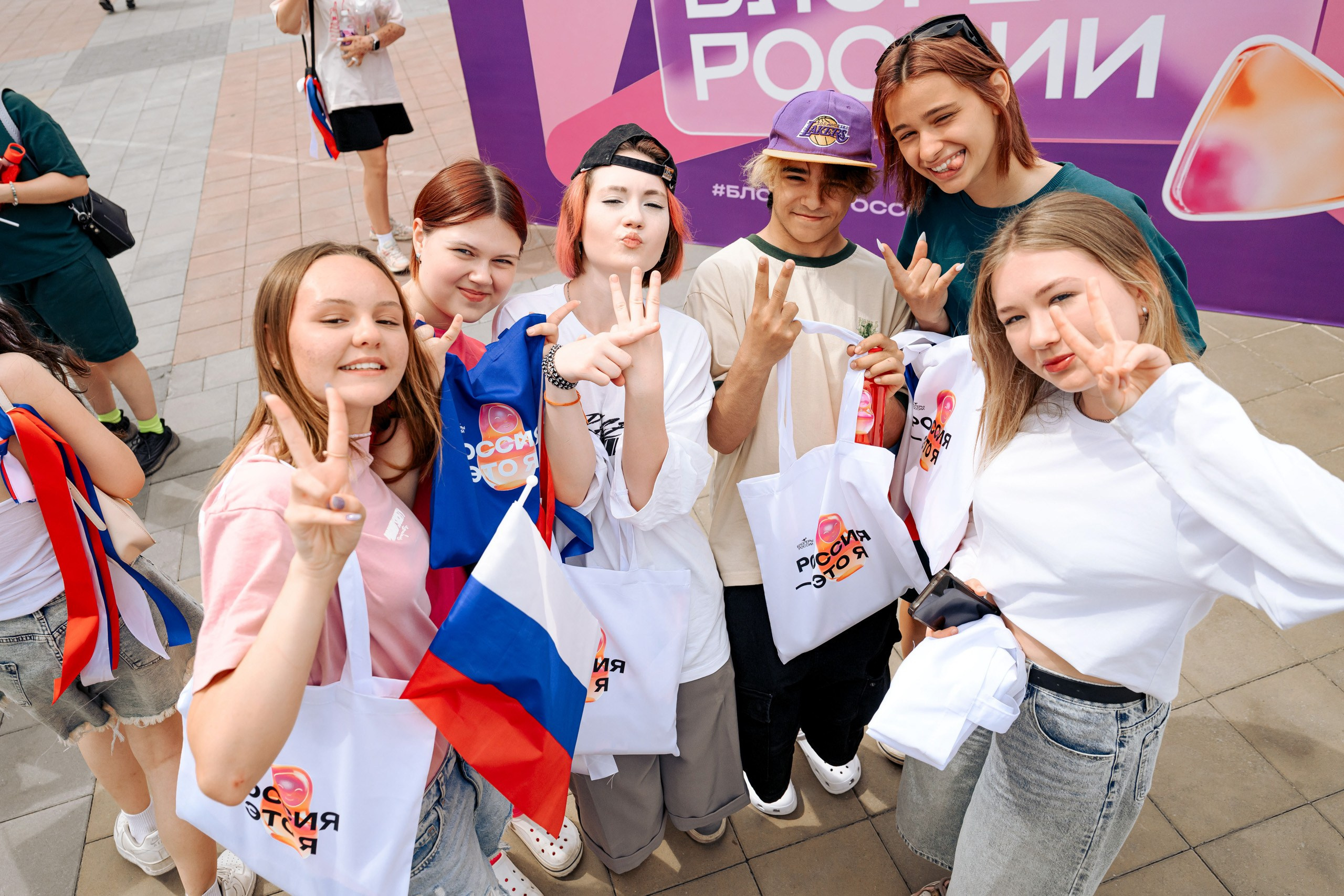 БЛОГЕРЫ РОССИИ. Максим Комаров — Профессиональный фотограф