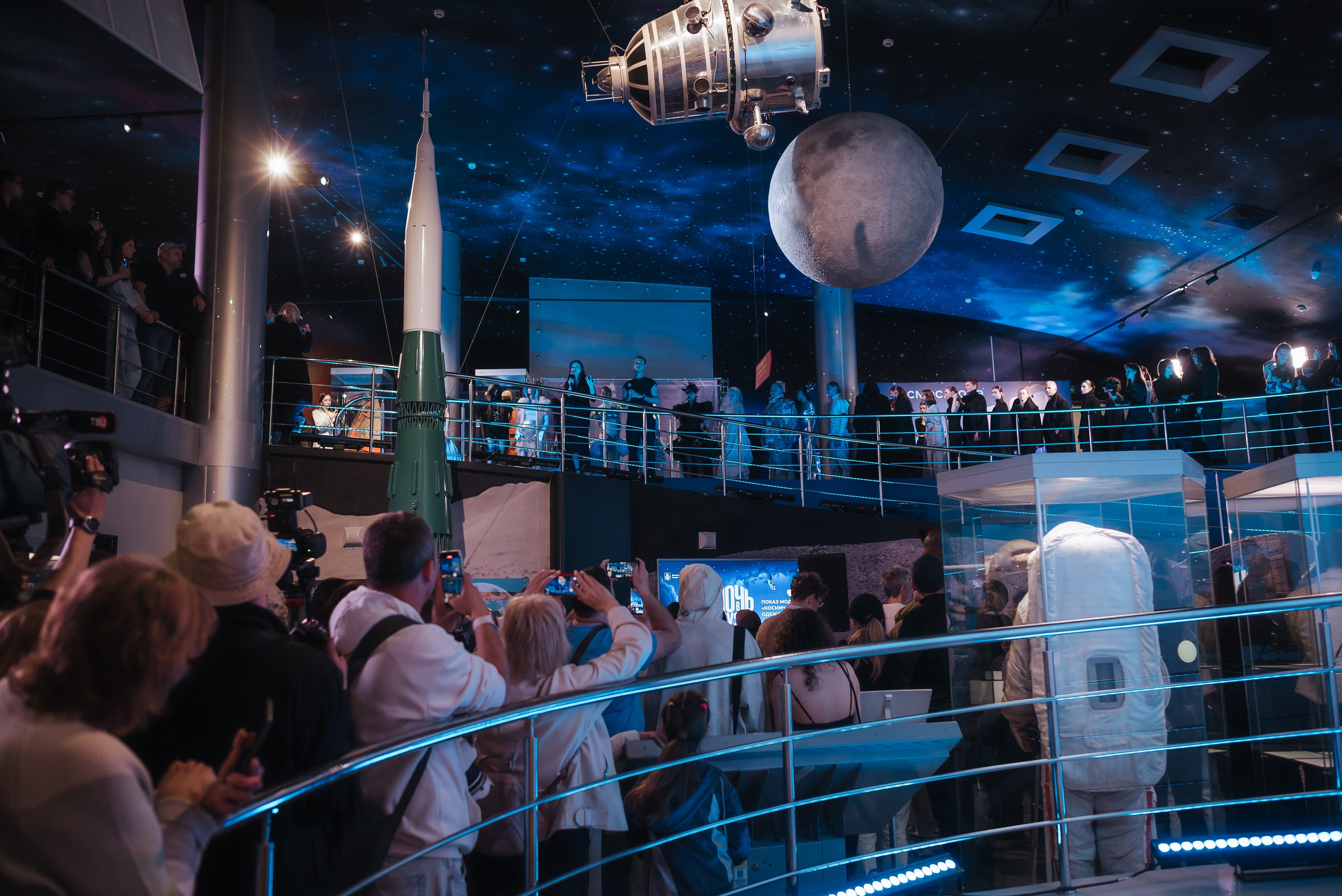 Космос Мода. Фотограф Карина Шарова Москва