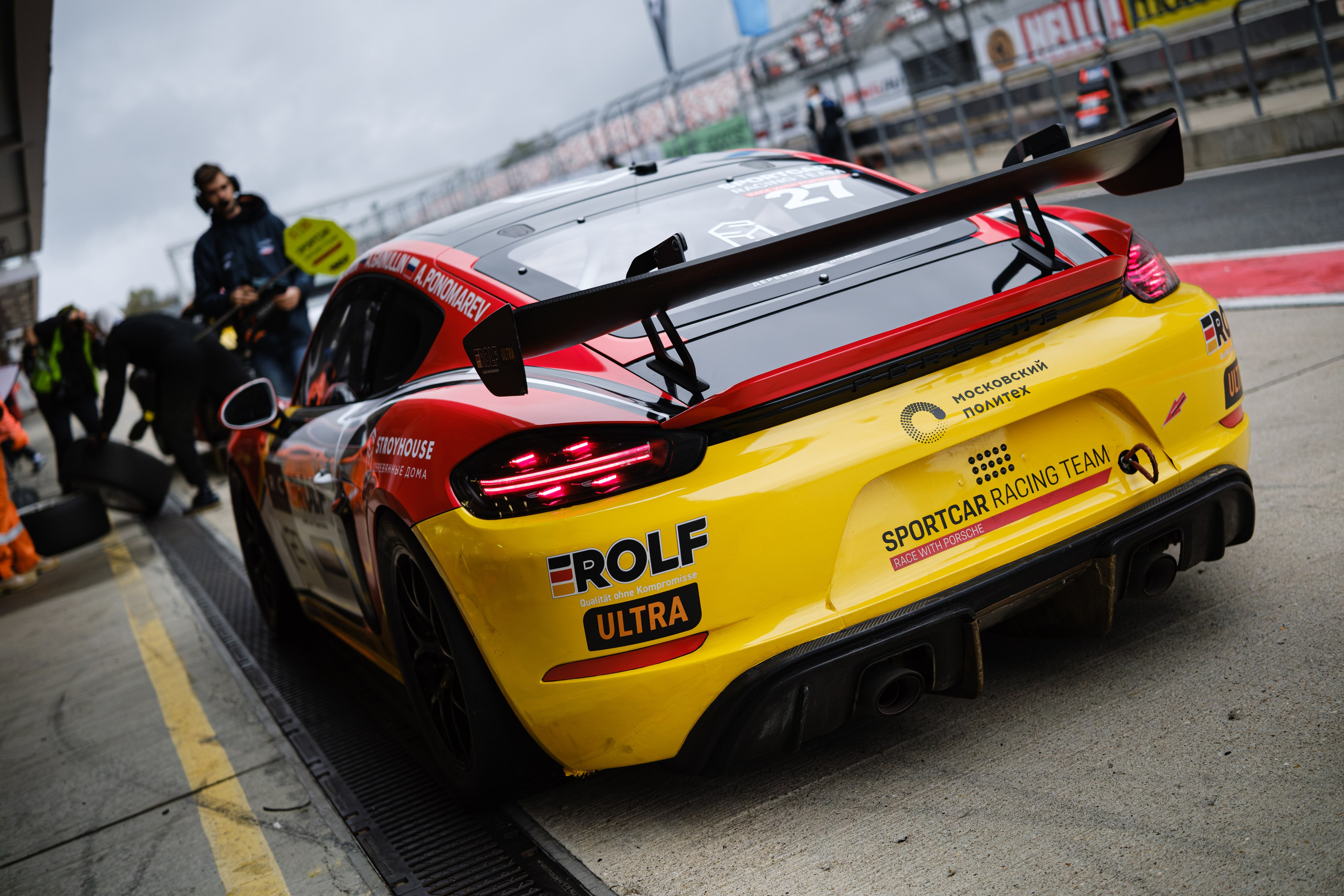 Российская серия гонок на выносливость. Авто и мотоспорт — фотограф Антон Медведев iCoguar