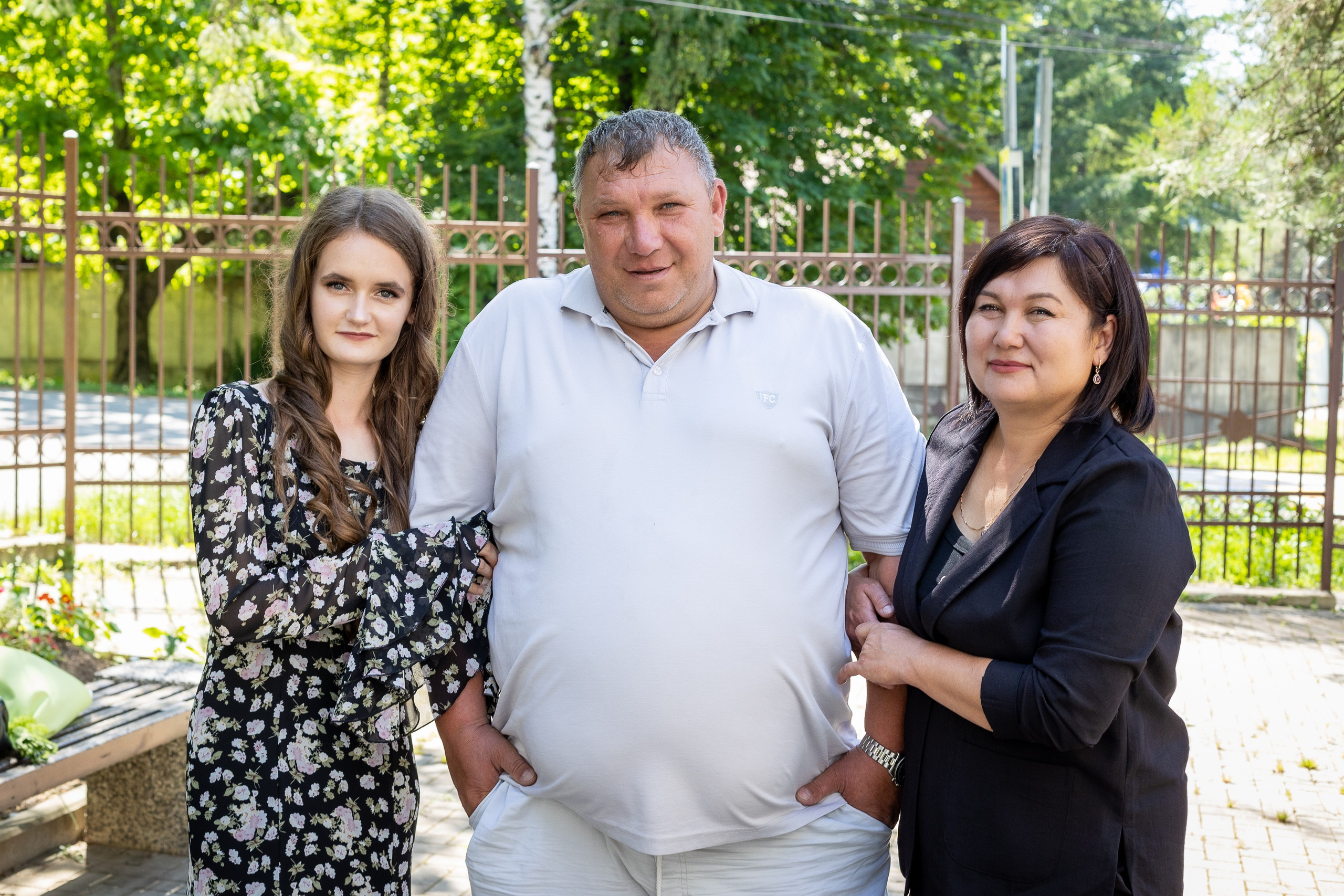 Вручение аттестата 2025. Выпускные альбомы Майкоп, Краснодар Елена Золотарева