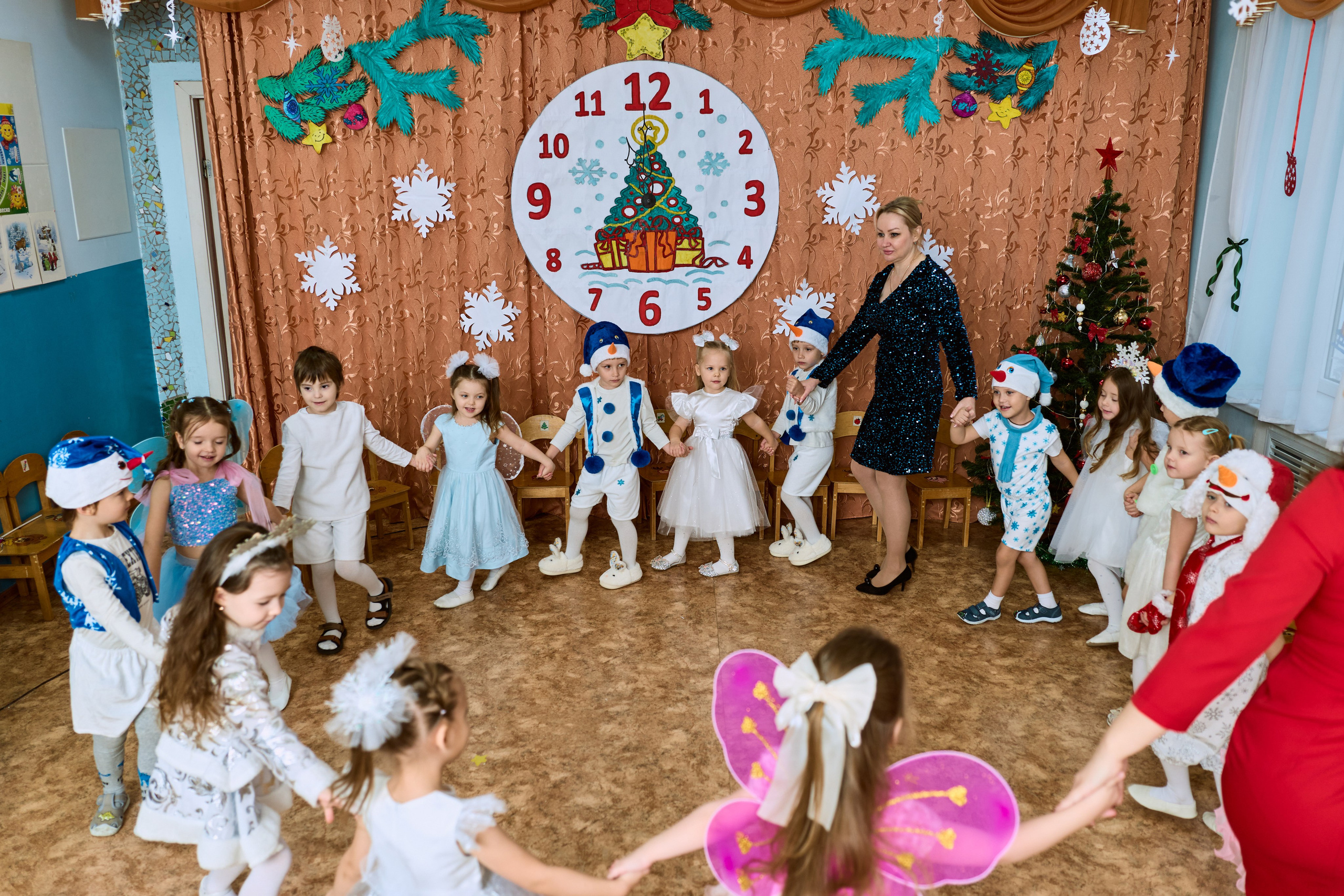 Утренник. Фотограф Олег Сотник