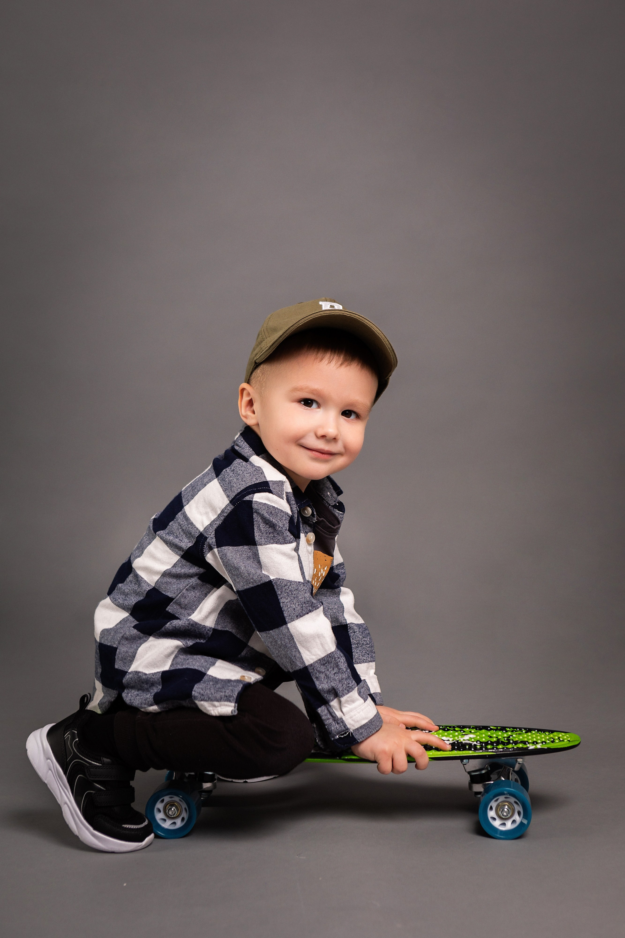 Скейтер. ФОТОГРАФ НА ГОДИК, БЕРЕМЕННОСТИ, НОВОРОЖДЕННЫХ, КРЕЩЕНИЯ МОСКВА