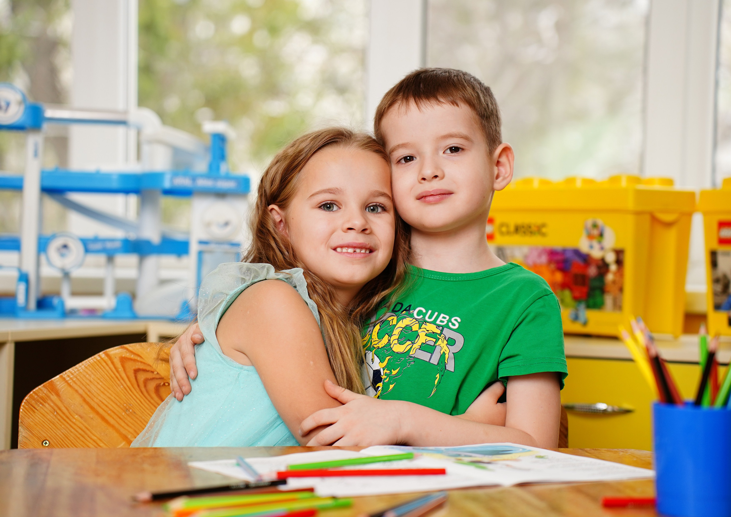 Мелкие группы. MEMENTO.Выпускные альбомы, школьные, юбилейные и другие книги. Ростов-на-Дону