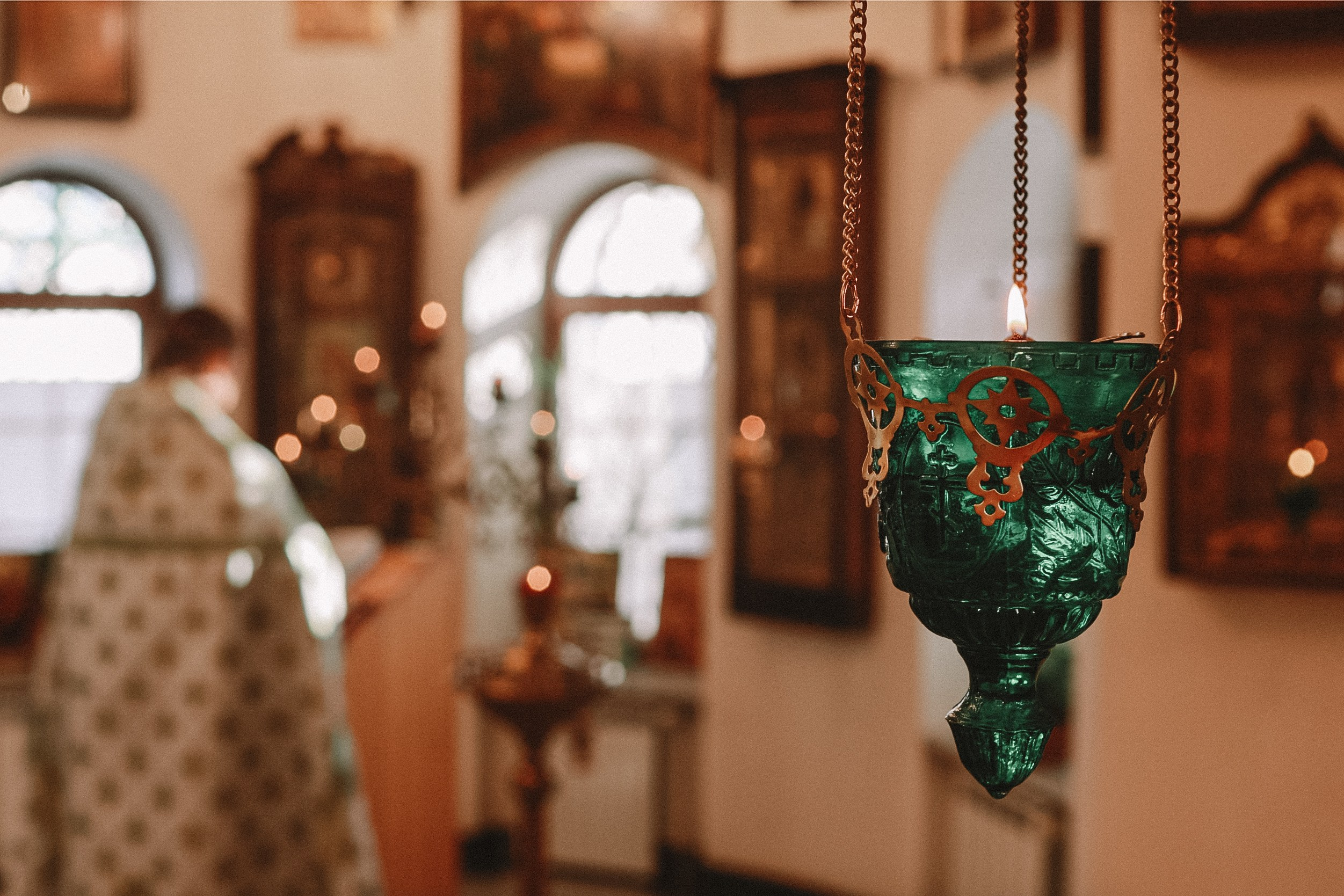 Крещение круглая церковь. Семейный фотограф Тюмень, фотограф на роды Салмина Мария