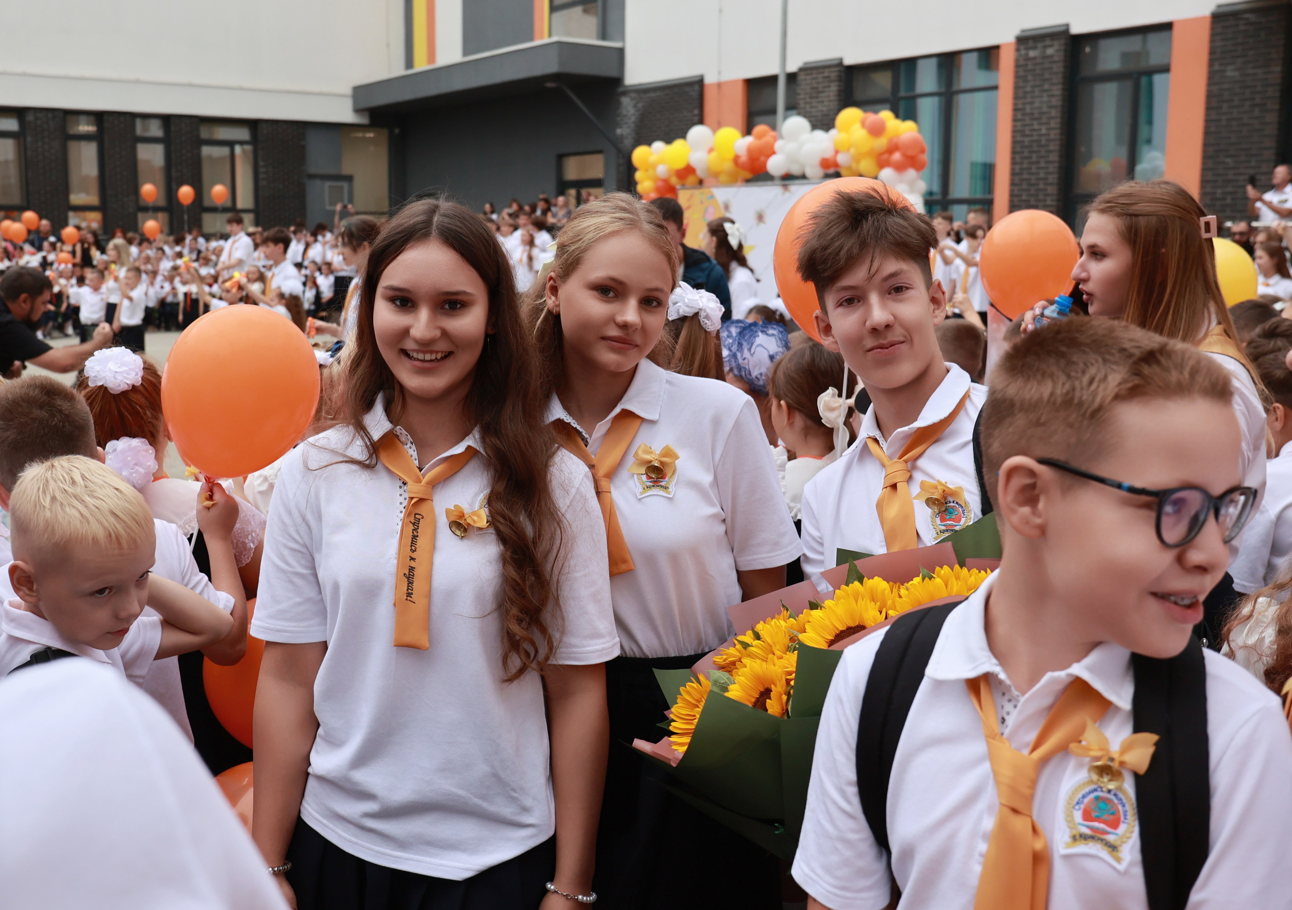 1 сентября (23 гимназия). Детский семейный фотограф Краснодар