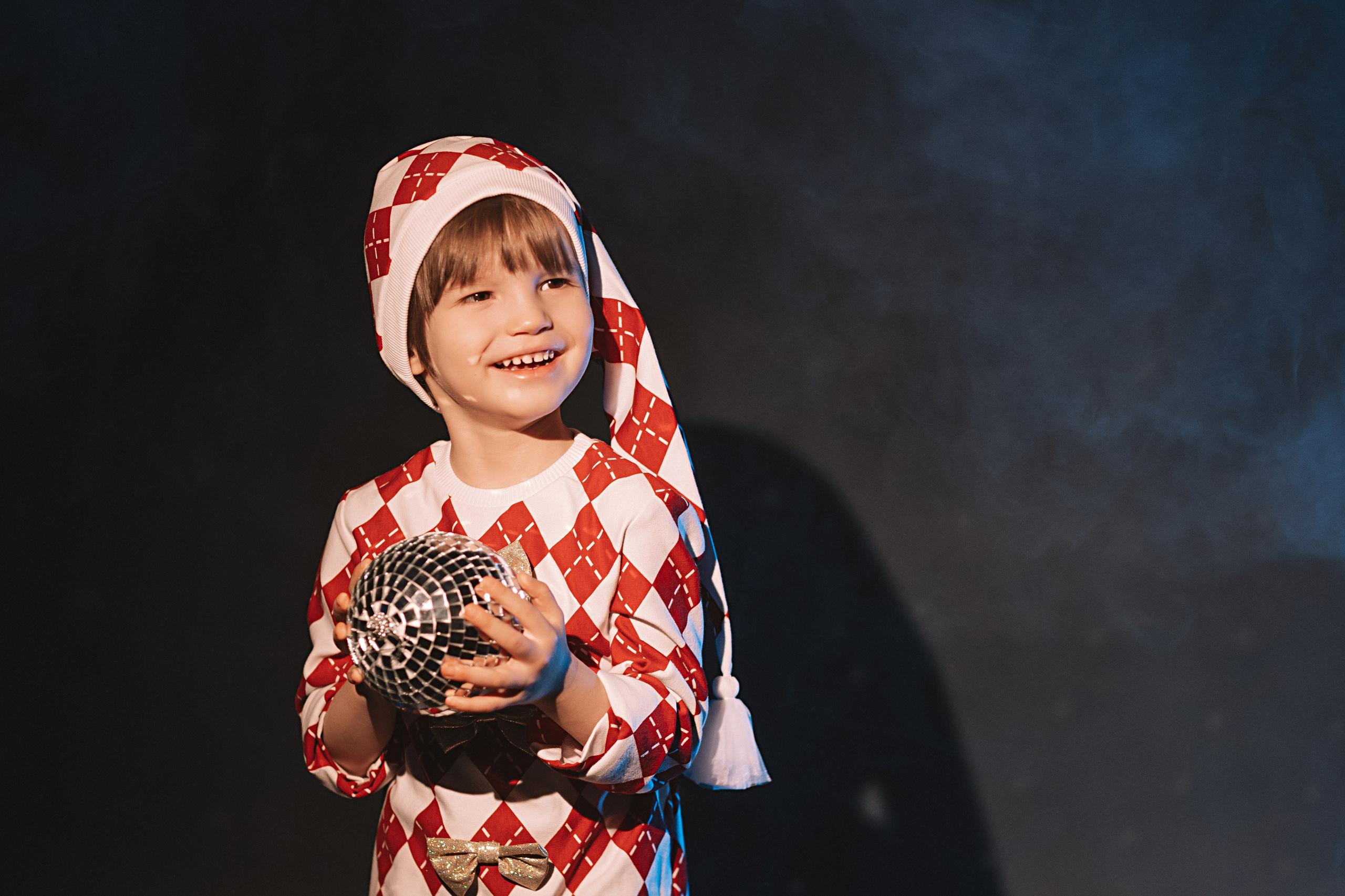 Волшебник. Семейный фотограф Тюмень, фотограф на роды Салмина Мария