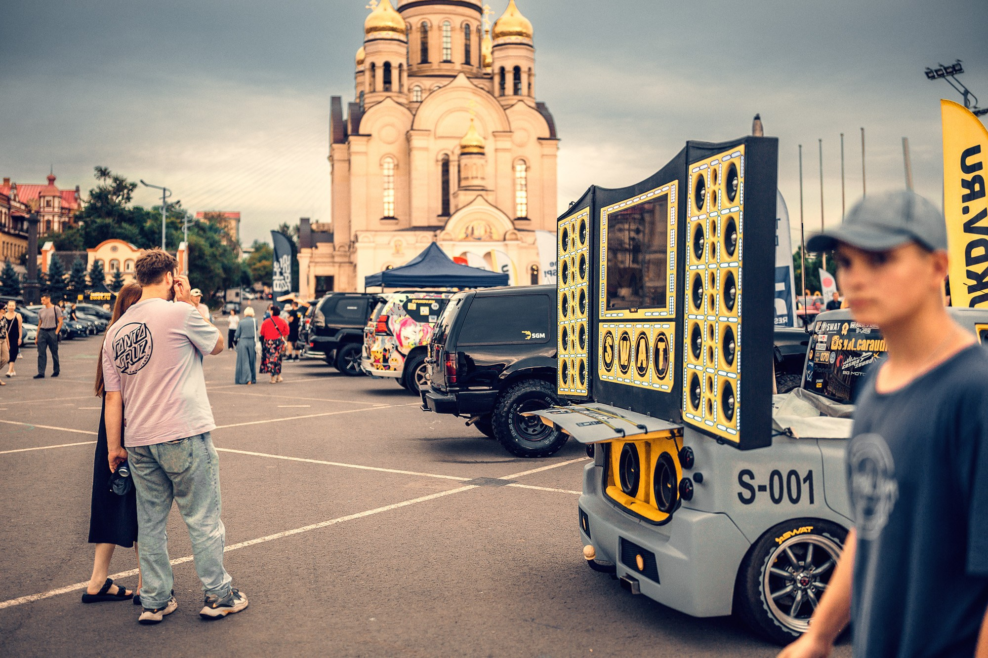 Уличная фотография. Андрей Кровлин — фотограф в Славянке