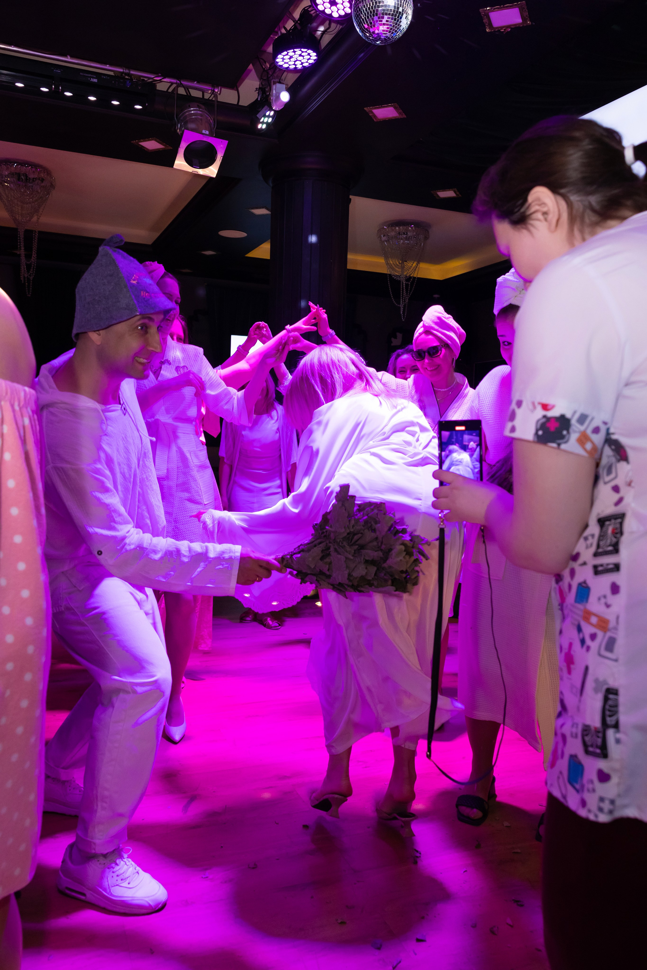 I`mom`s шоу-квиз «SPA». Сказочный фотограф для Вас и Вашей семьи