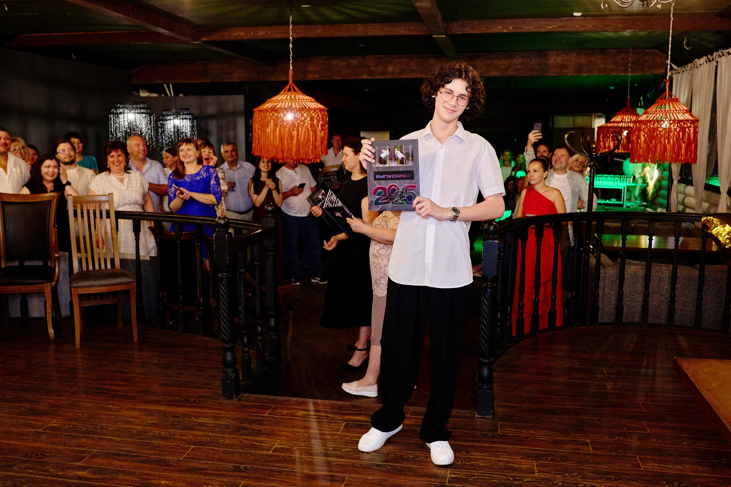 Выпускной 35 Сош. Фотограф Выпускные альбомы Таганрог Сергей Коробченко