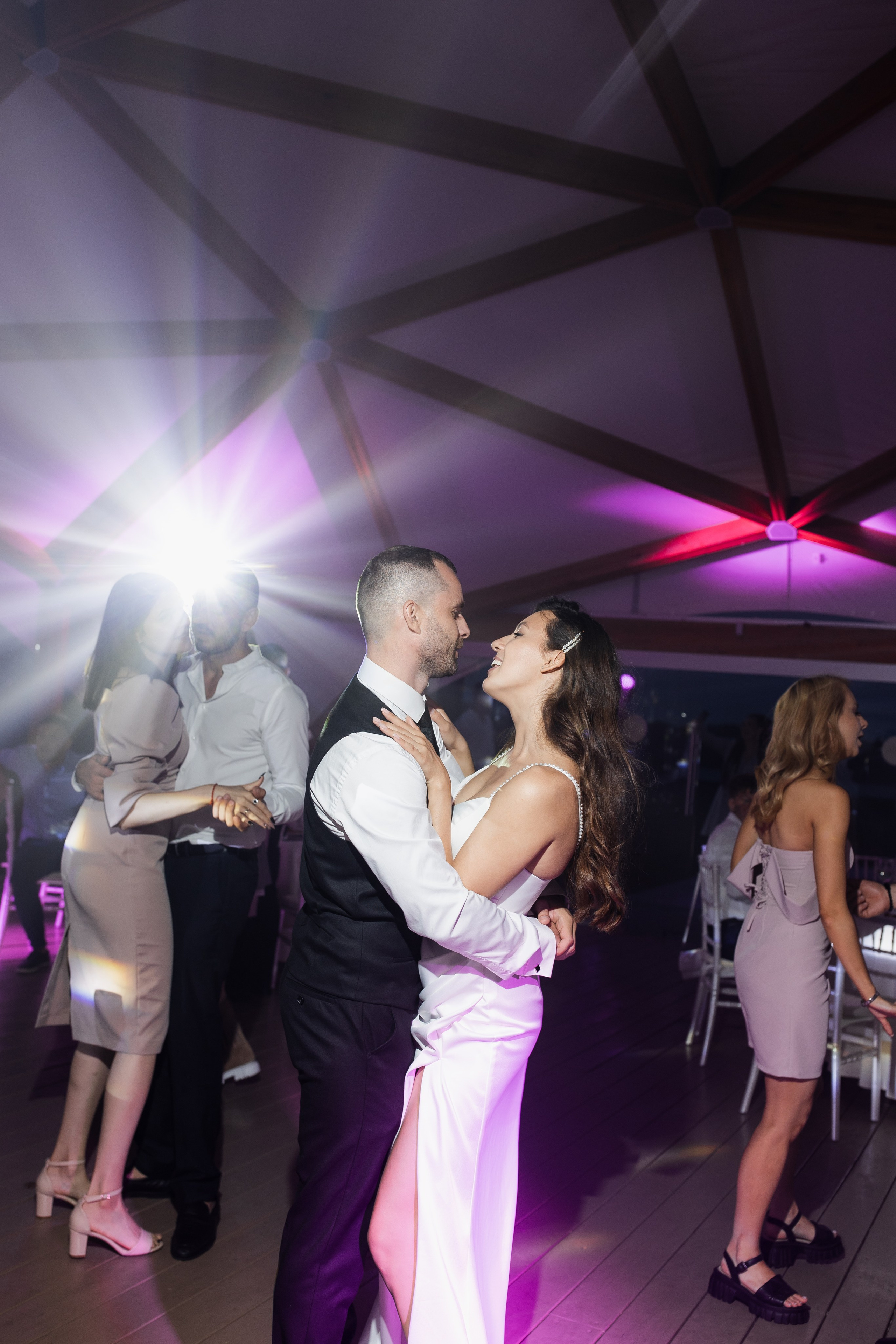 Световое оформление Villa Берег. DDrental прокатная компания Нижний Новгород