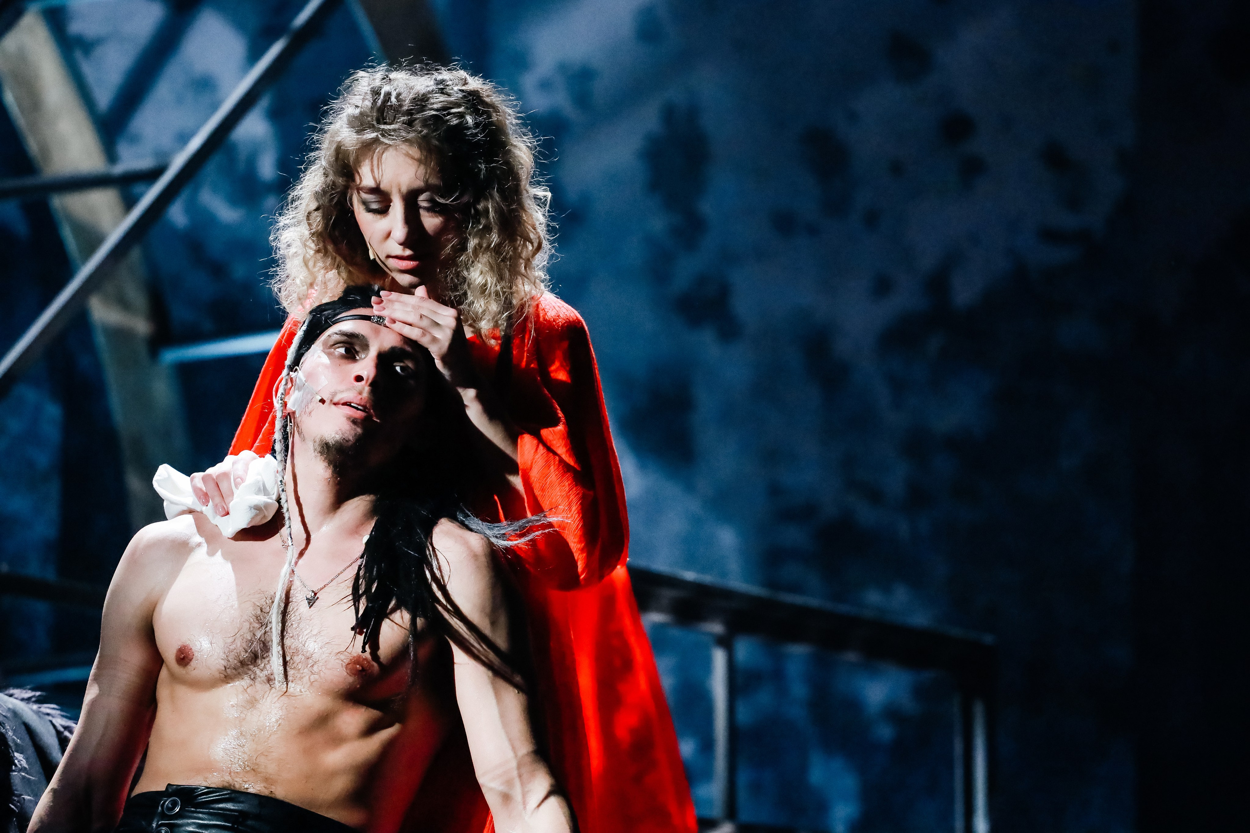 «Яга». Молодежный театр Алтая им. В. С. Золотухина. Режиссёр Дарья Догадова. Фоторепортаж. Театральная фотосъёмка