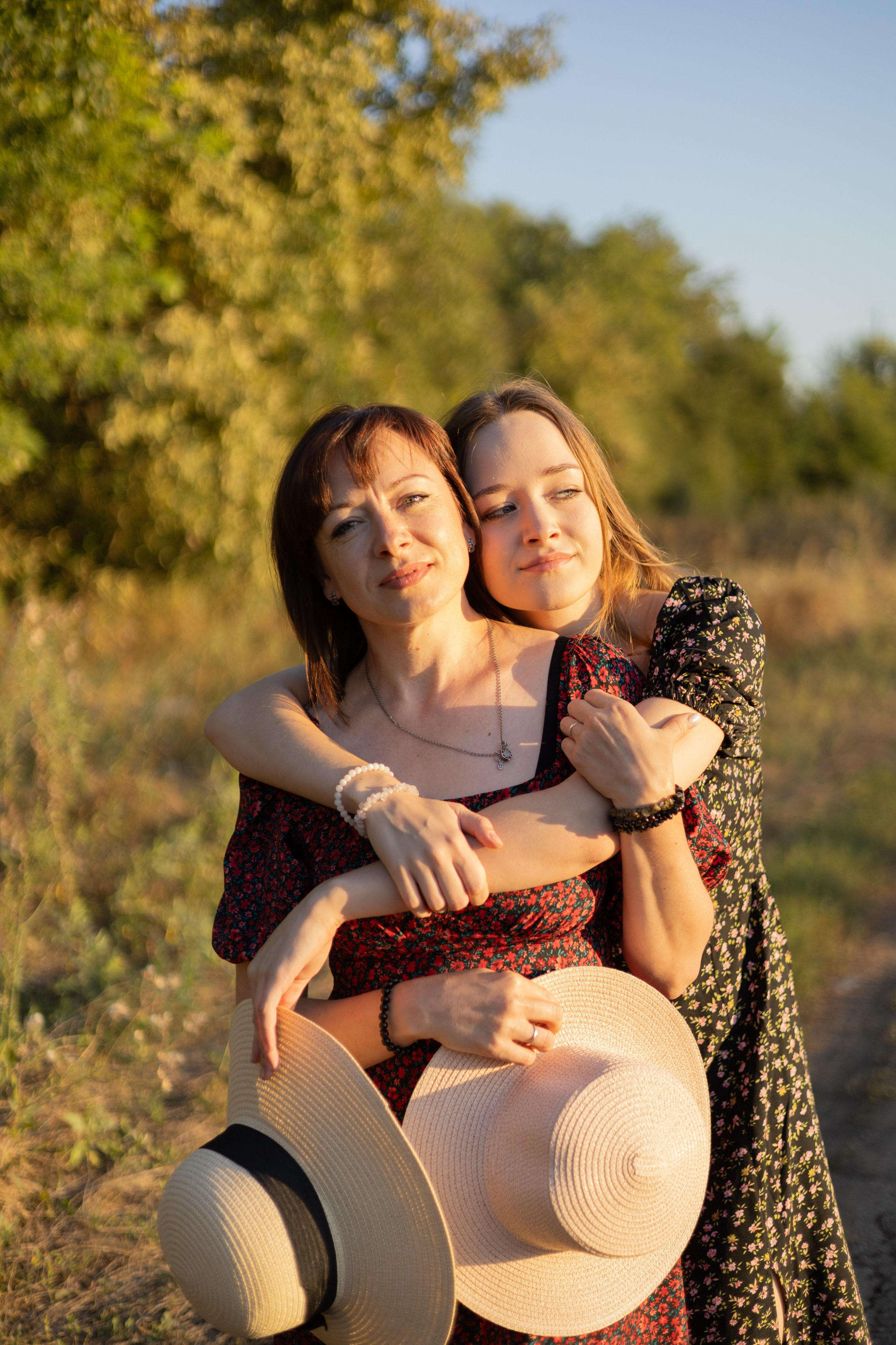 Виктория и Алина. Мама и дочка