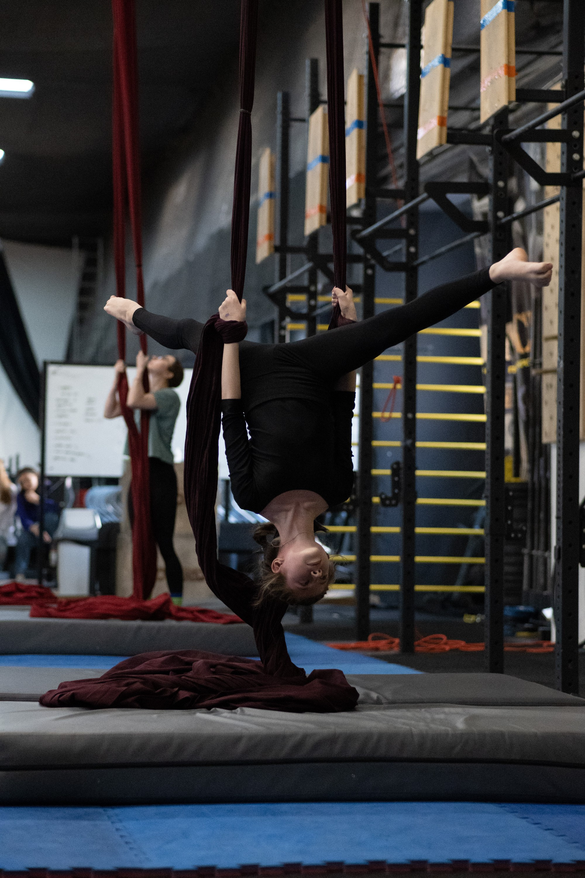 Внутриклубные соревнования по воздушной гимнастике 02.04.23