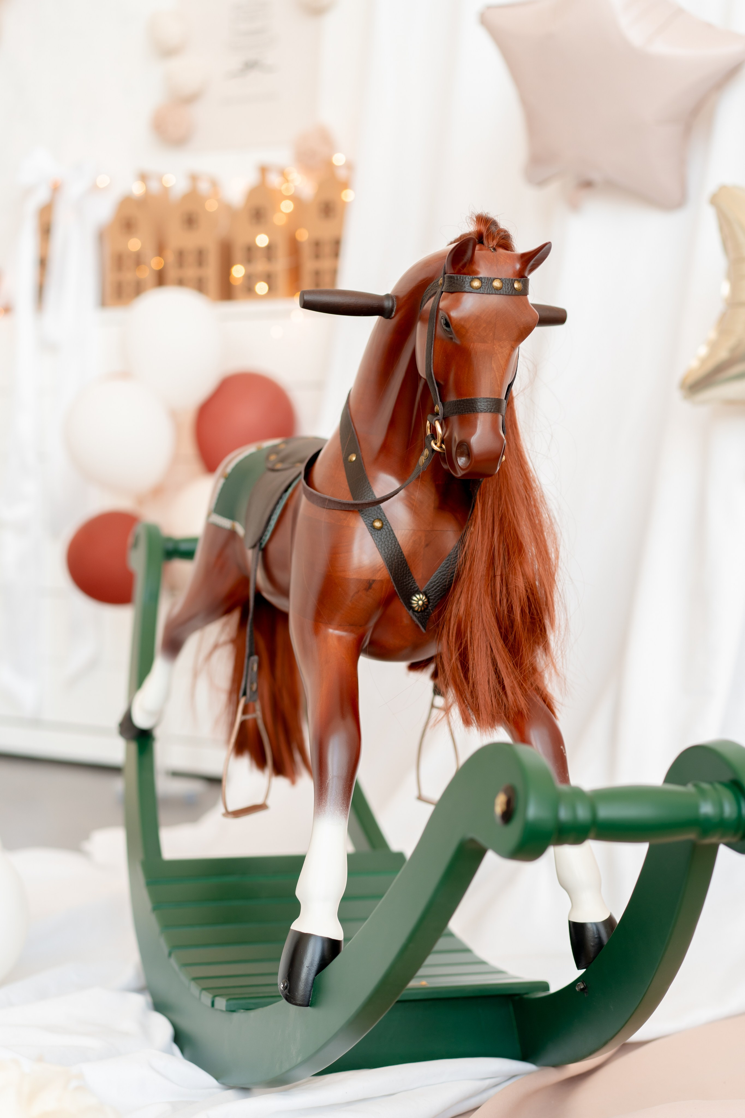 Лошадка. Детская, семейная фотостудия в Санкт-Петербурге