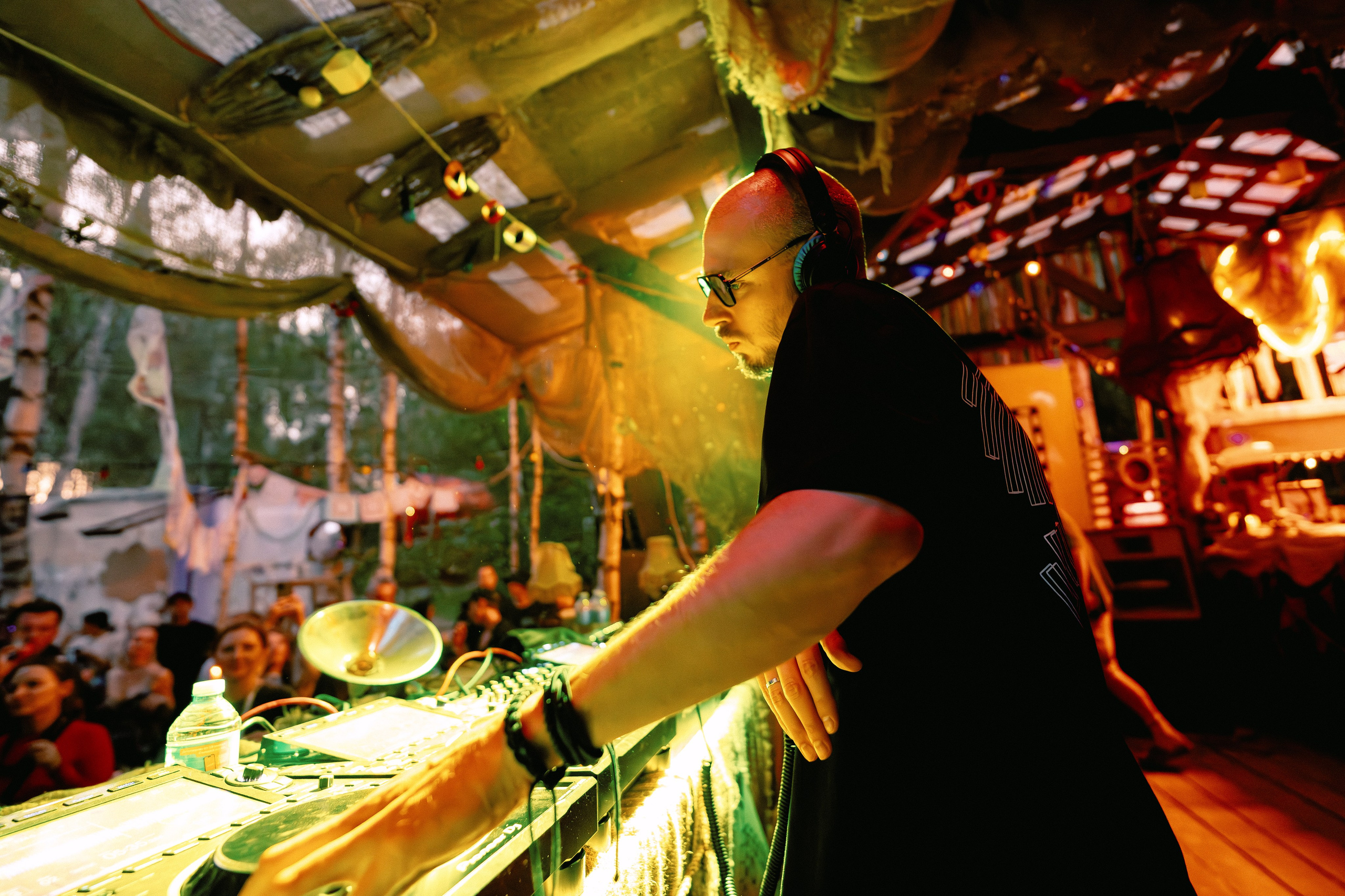 Signal 2024. @tomrus: Рустам Шагиморданов — фотограф