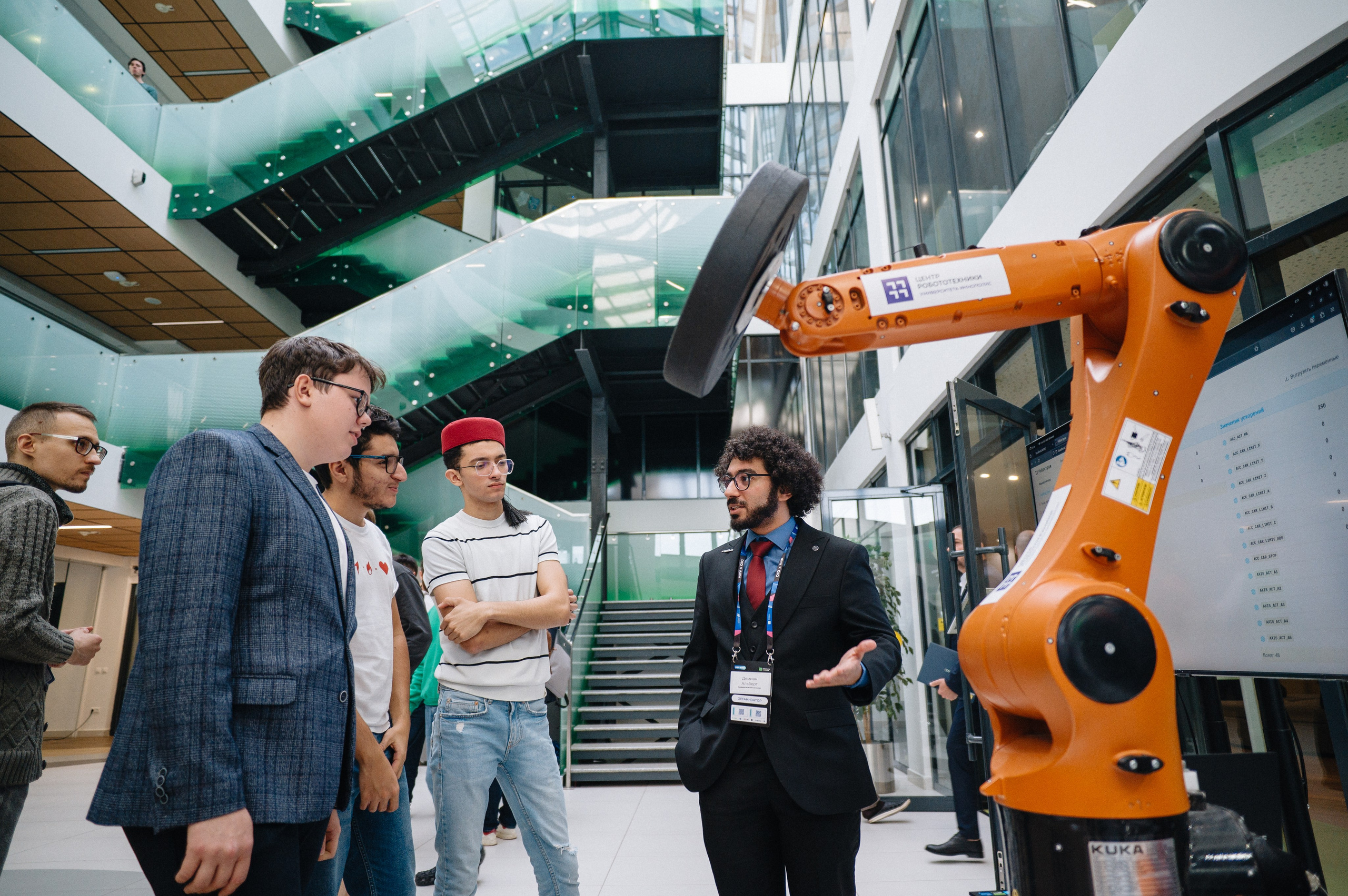 Digital Innopolis Days 2024 & Innopolis AI Conference. Свадебный и репортажный фотограф в Казани Айрат Хайриев