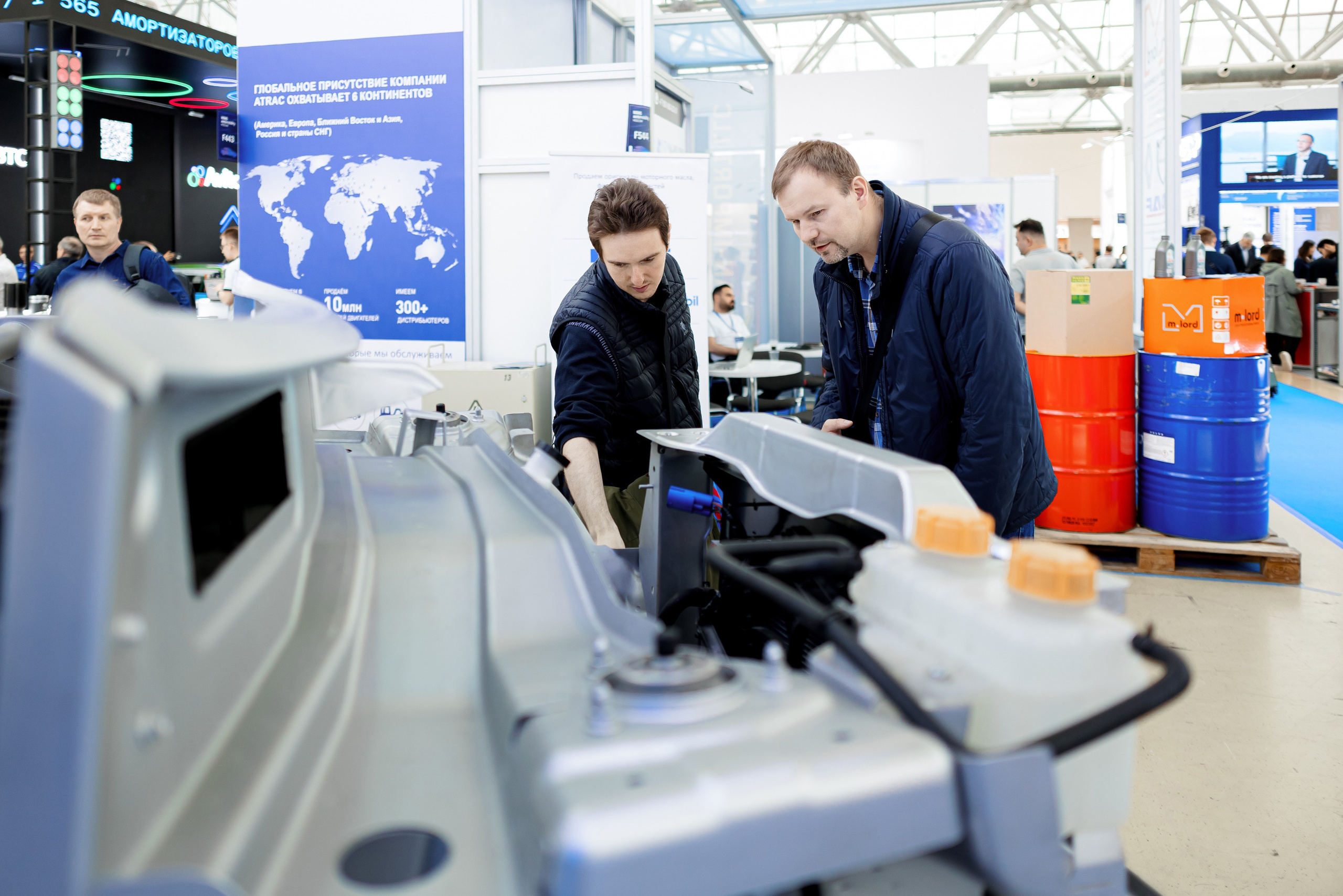 Выставочная фотосъемка компании «Росатом» mims automobility moscow 2025. Репортажный фотограф Семён Борисов | Москва