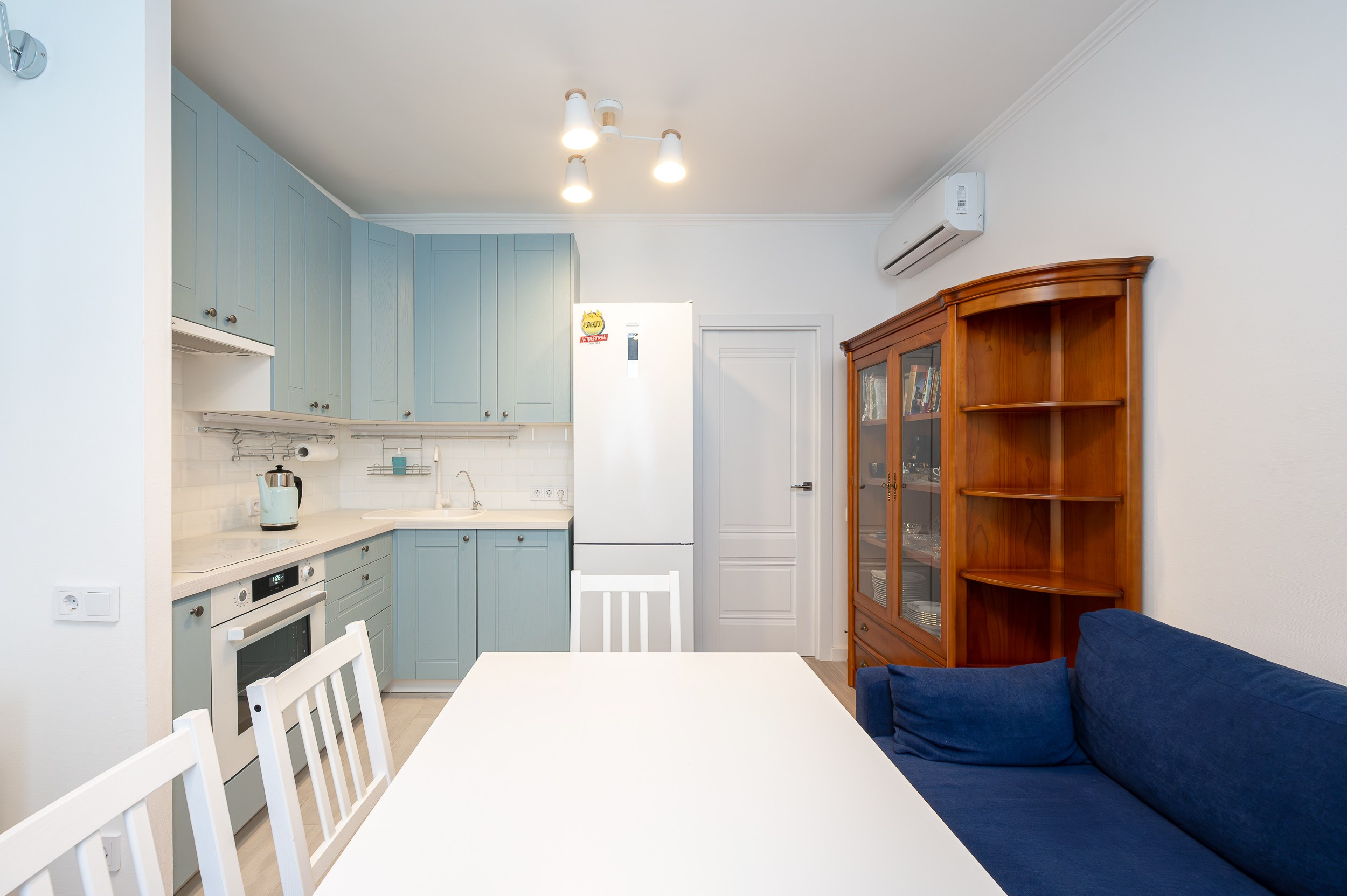 Квартира на Кременчугской. Интерьерный фотограф. Фото- видеосъемка недвижимости Санкт-Петербург